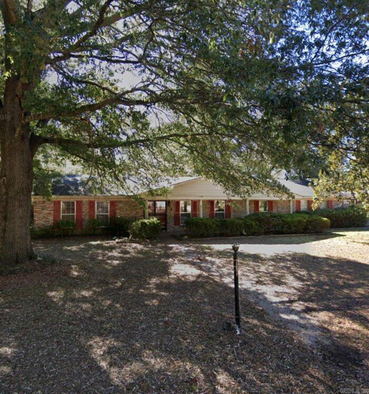 Come see this spacious brick home today. This home has a formal living room, a large den with fireplace and a large primary suite.You can relax in the evenings on the screened in back area.