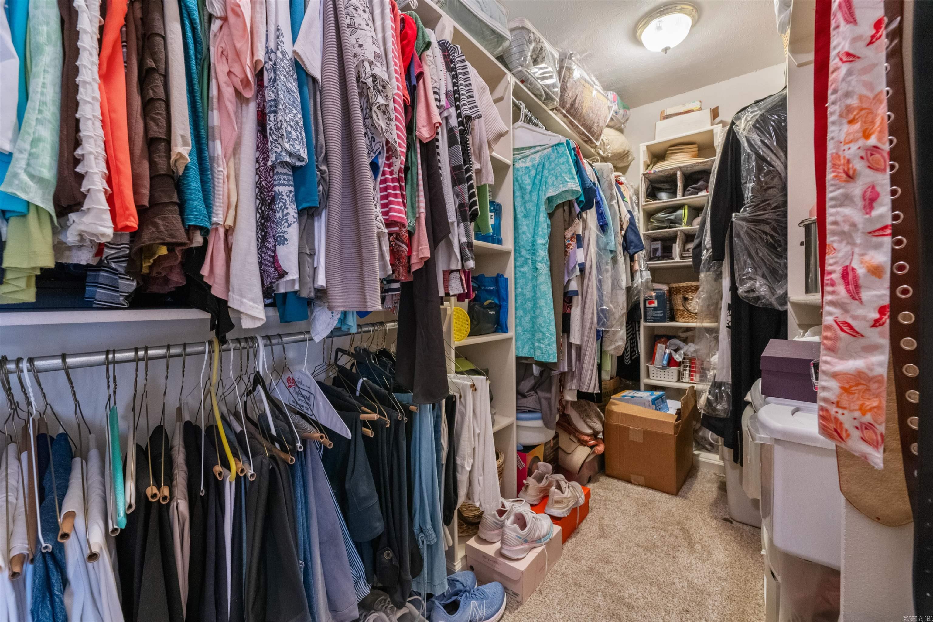 COLLENWOOD - Residential