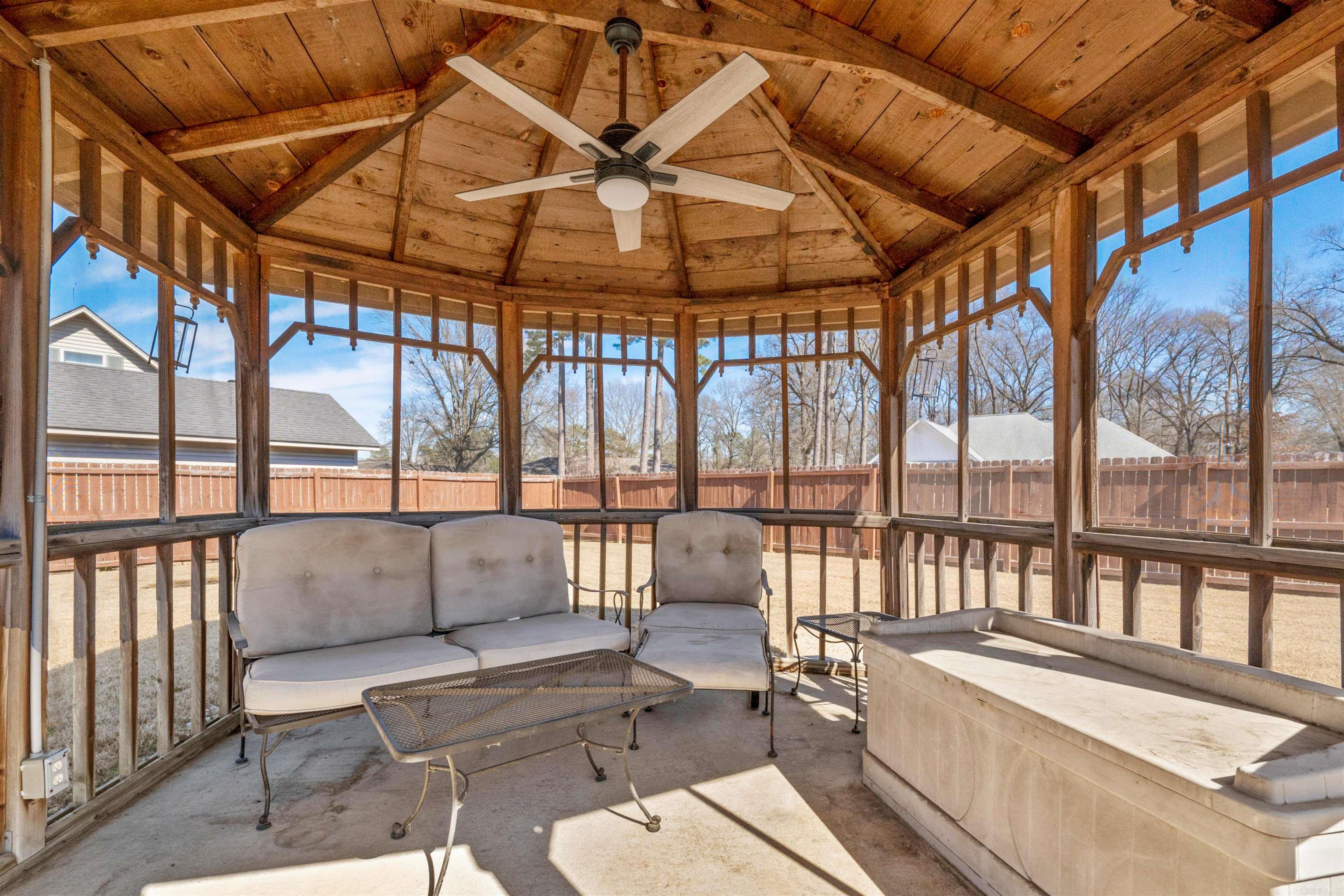 COLLENWOOD - Residential