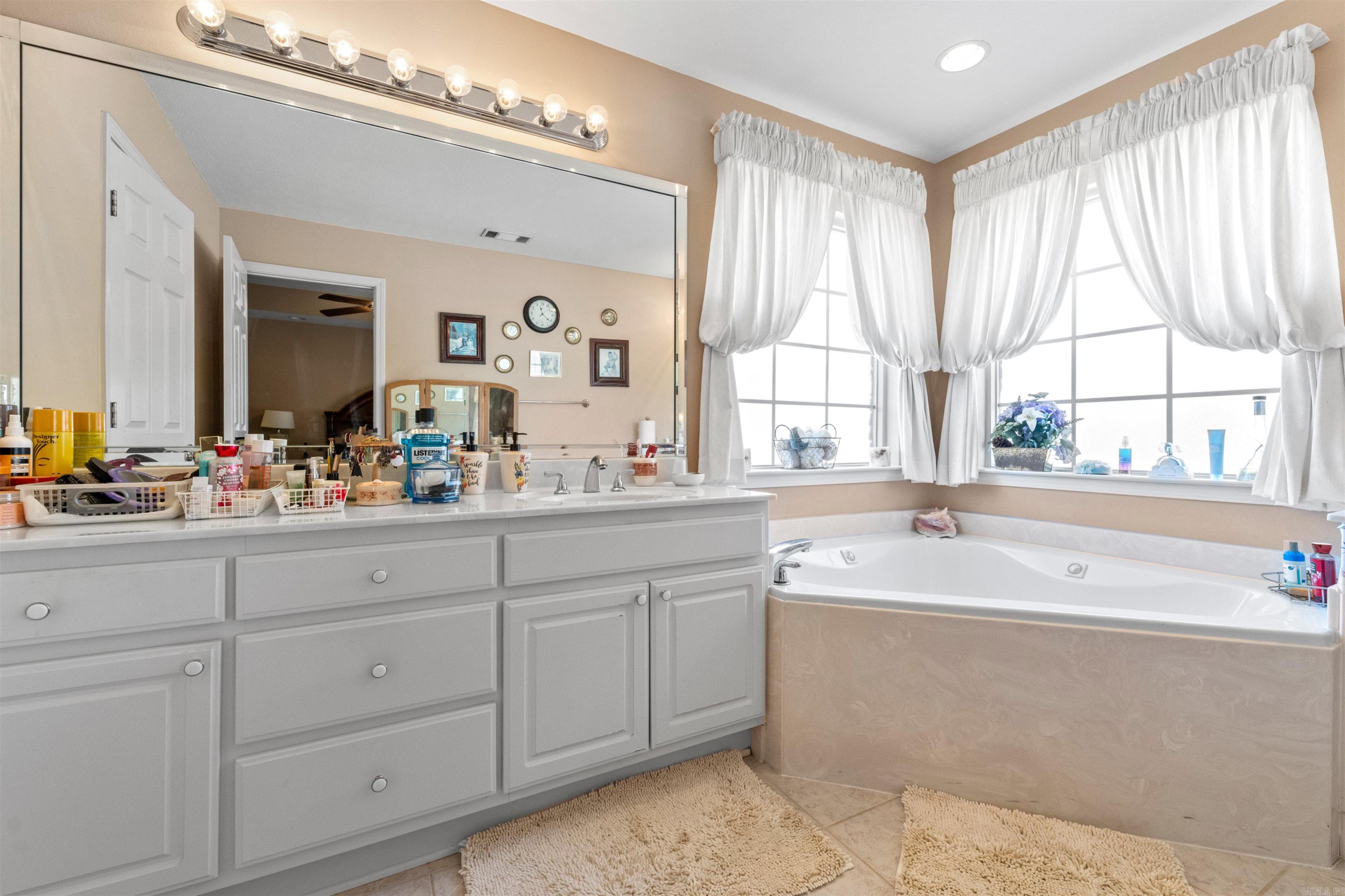 COLLENWOOD - Residential