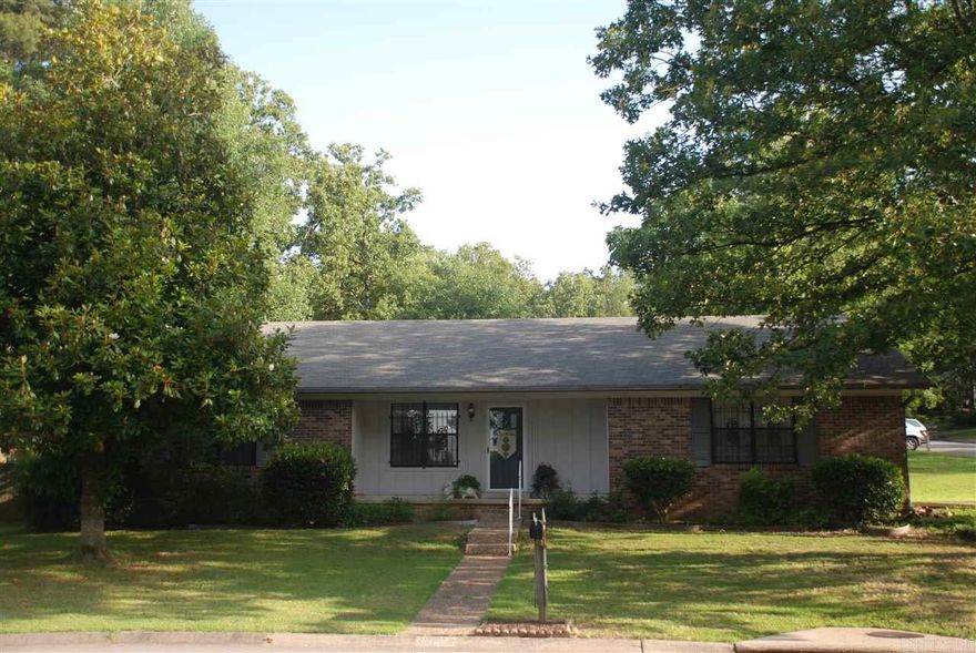 One owner home in West Little Rock for under $140,000! Centrally located! 3 bedrooms, 2 full bathrooms, one level brick home, covered patio, fenced in backyard on a large corner lot with a side entry garage. See Agent Remarks.