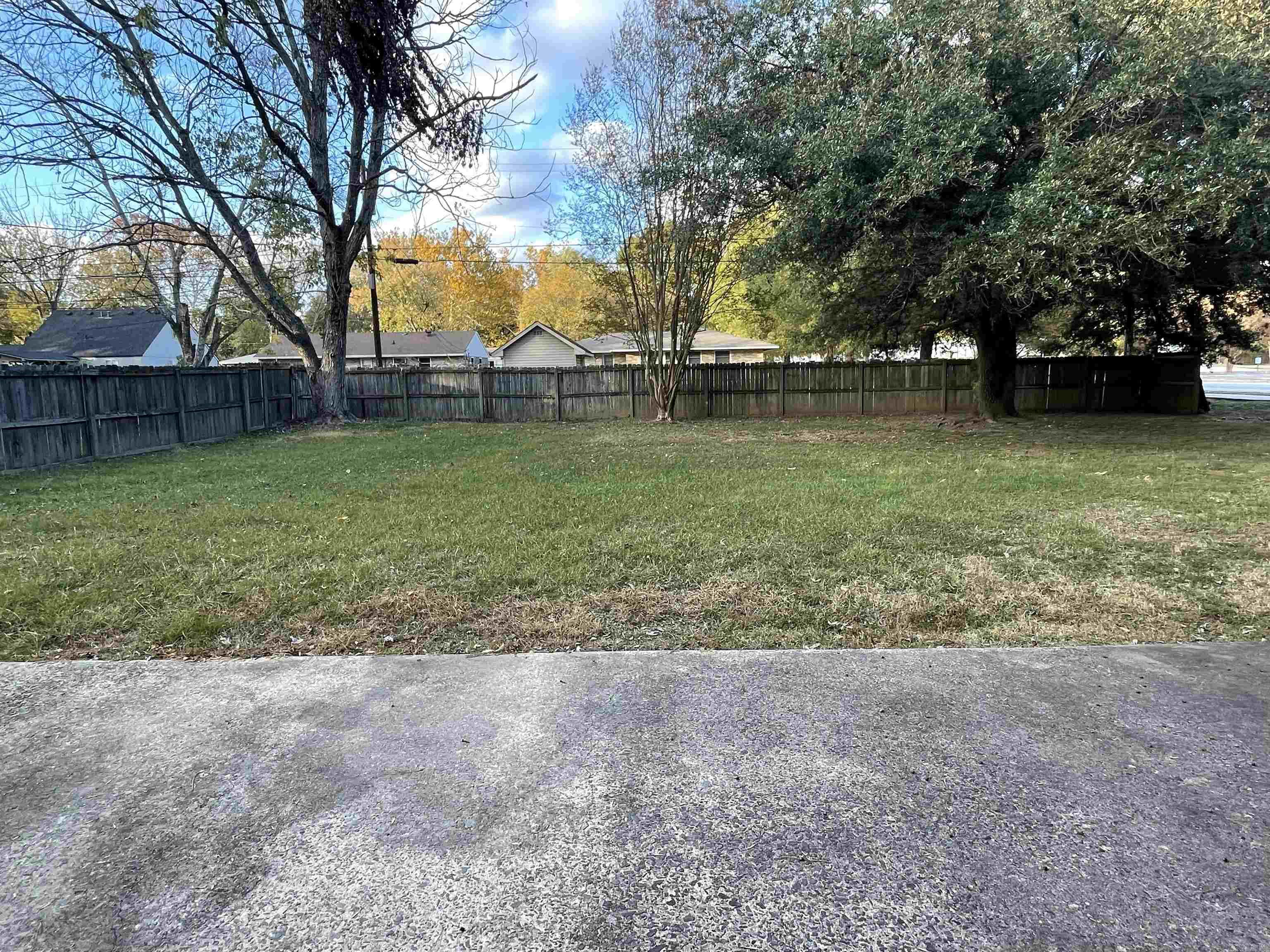 CONWAY MANOR - Residential