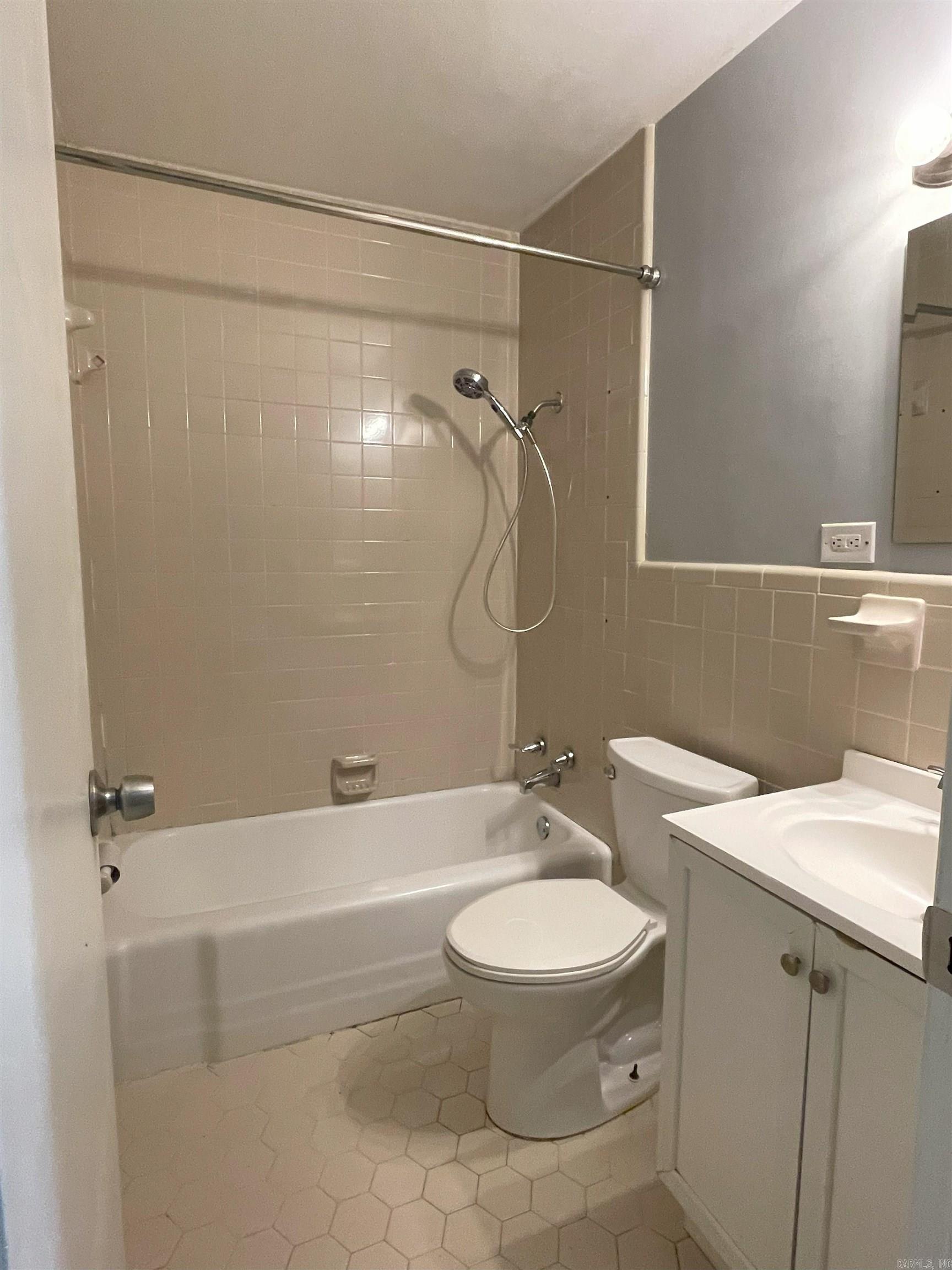 CONWAY MANOR - Residential