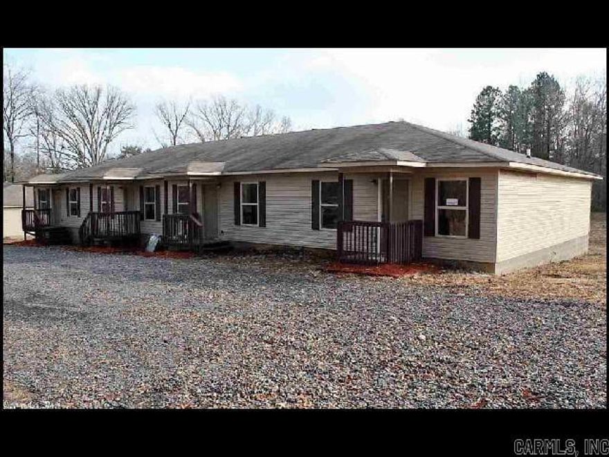 *CABOT* NICE QUADPLEX IN LEANING PINES SUBDIVISION! This 2 Bedroom and 1 Bath Unit Features 858 Square Feet! Washer/Dryer Hookups! Central Heat And Air! PET FRIENDLY! AVAILABLE MID JANUARY 2026!!!