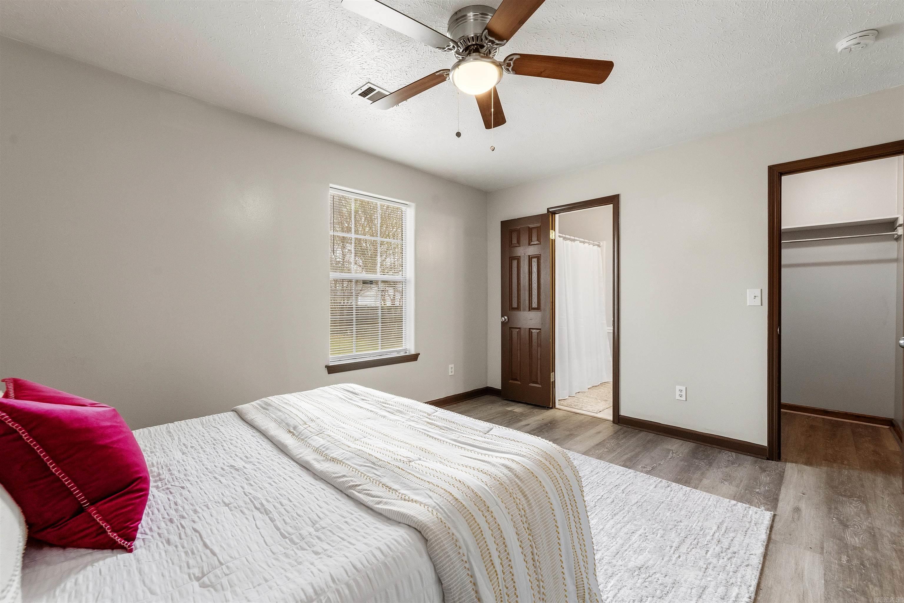 Fox Run I - Residential