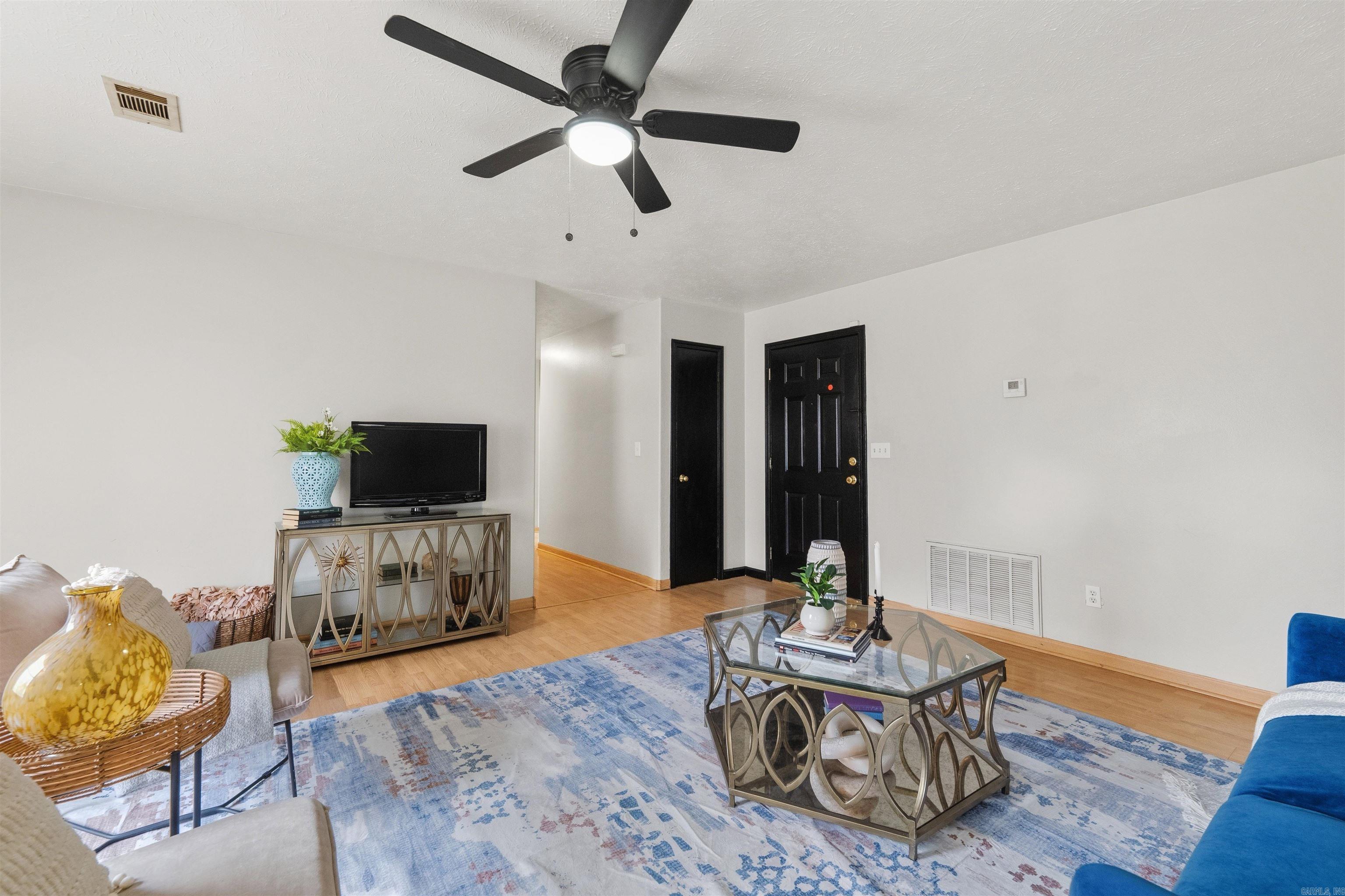 Fox Run I - Residential