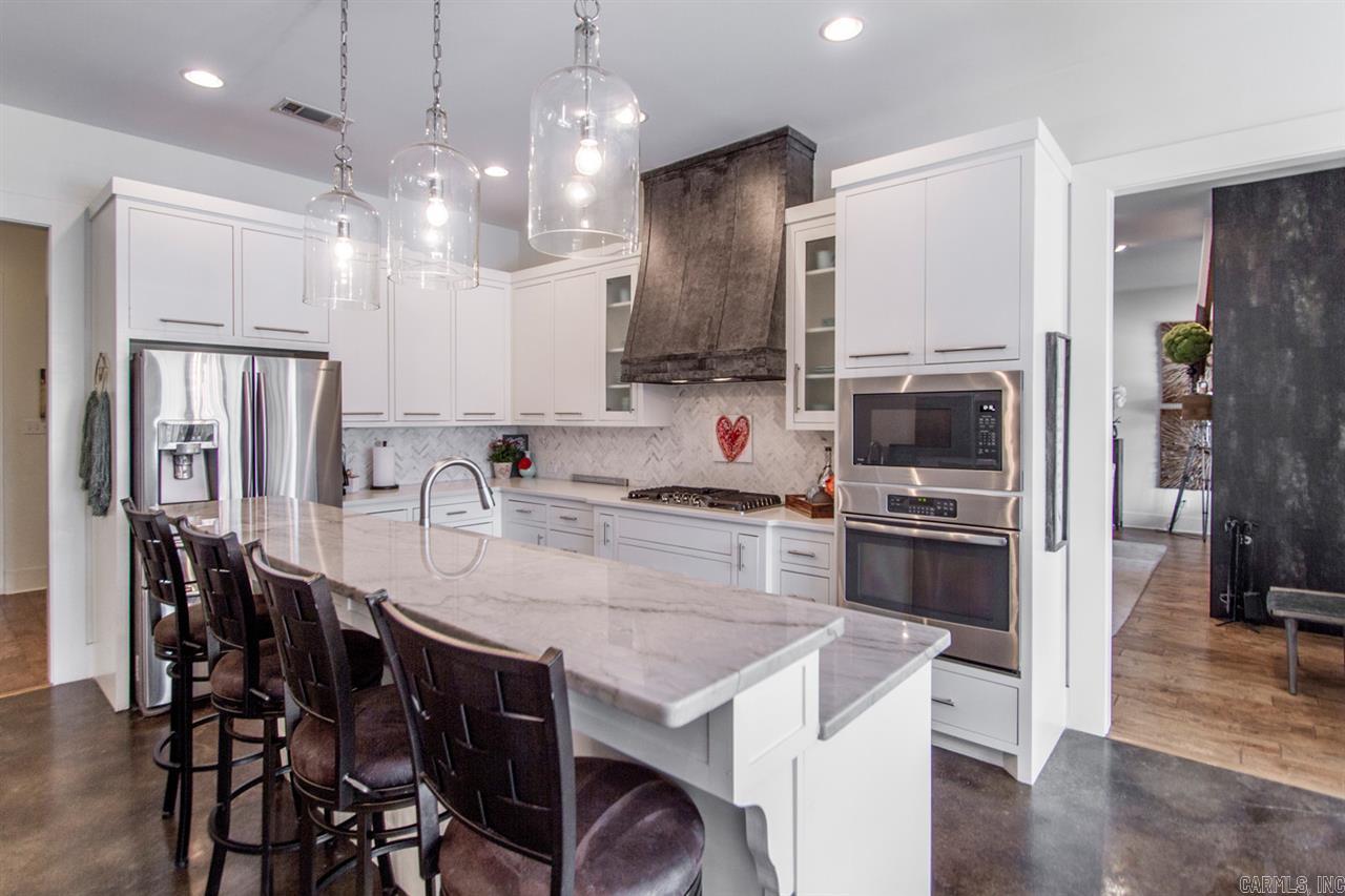 MAUMELLE VALLEY ESTATES - Residential