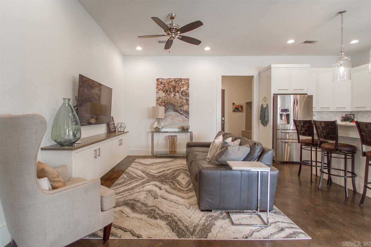 MAUMELLE VALLEY ESTATES - Residential