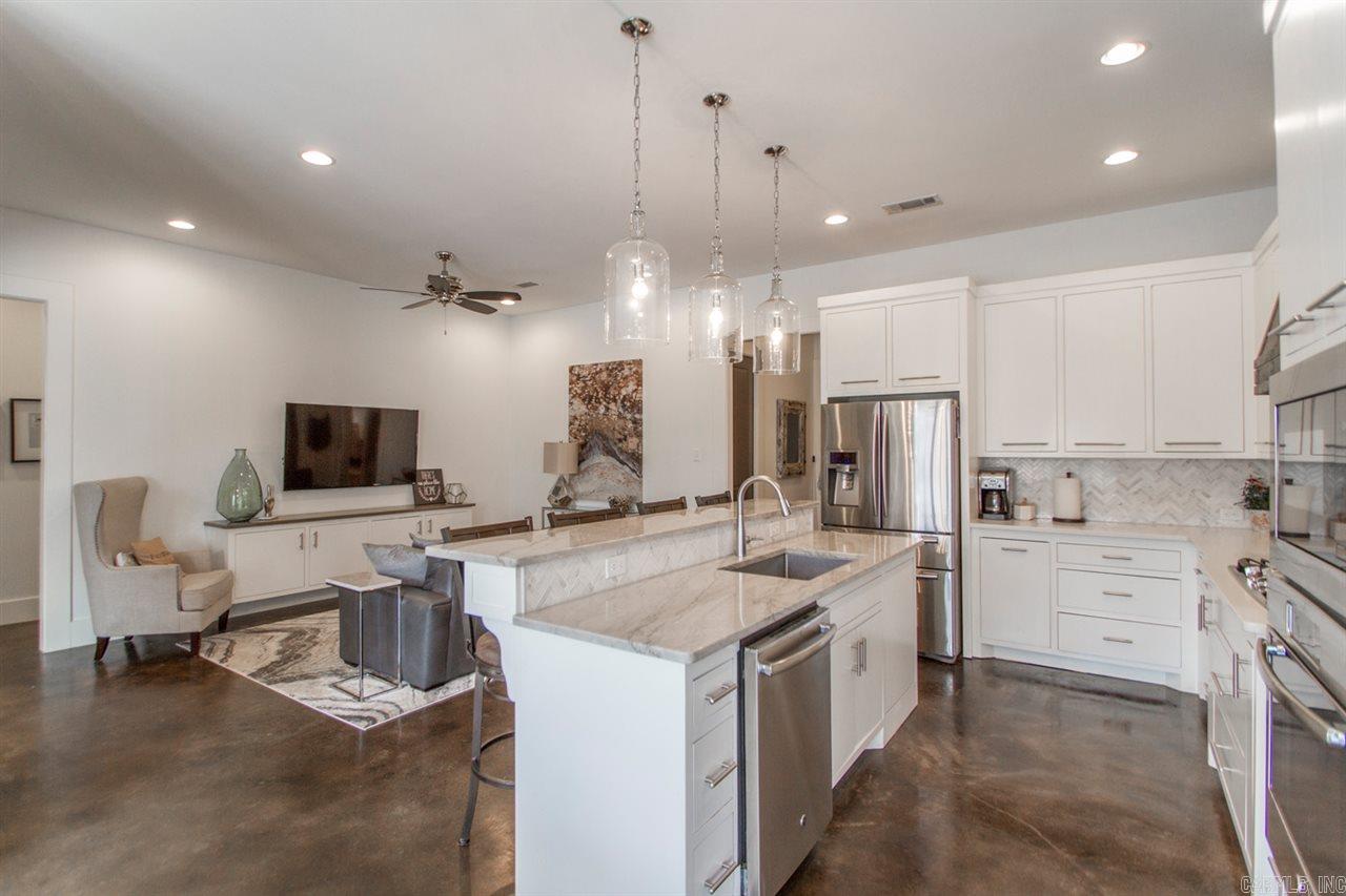 MAUMELLE VALLEY ESTATES - Residential