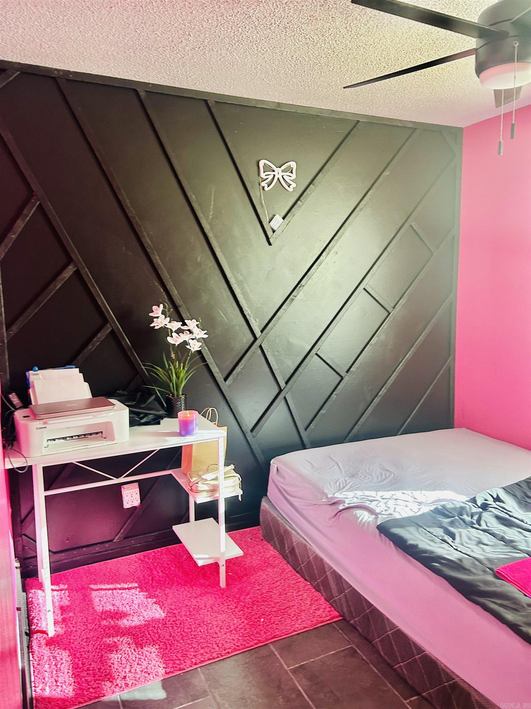 E Ritters 5th - Residential