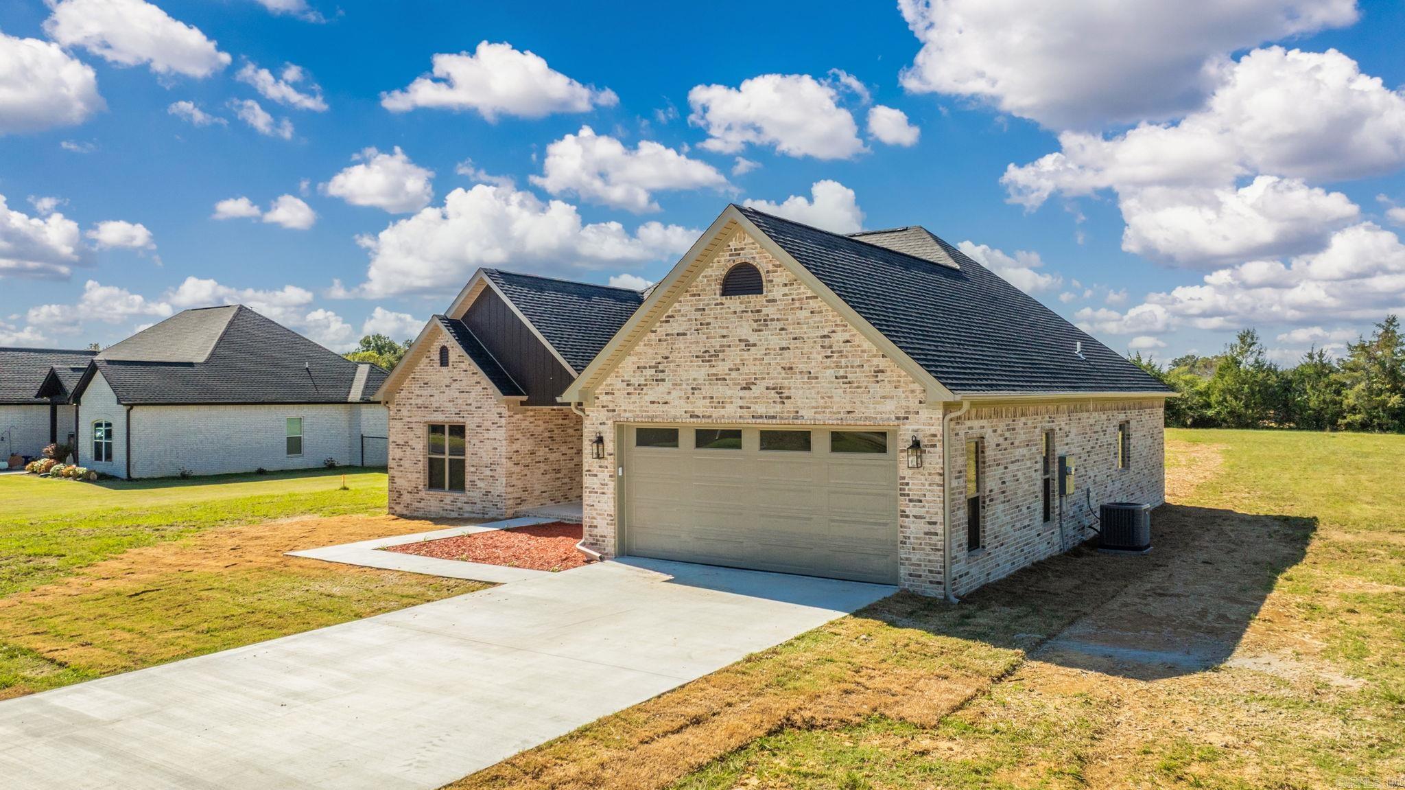 TAYLORS PLACE - Residential