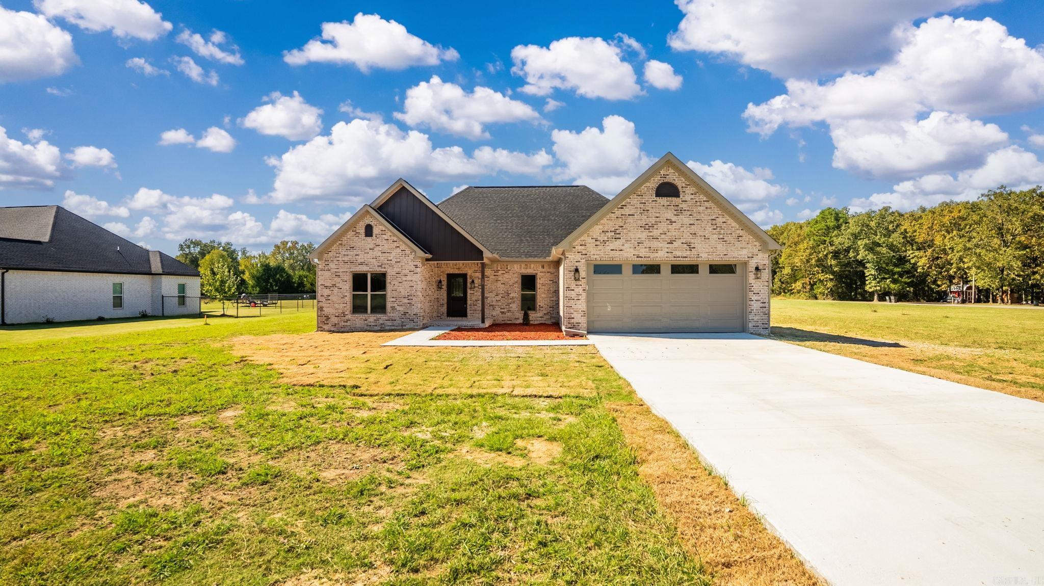 TAYLORS PLACE - Residential