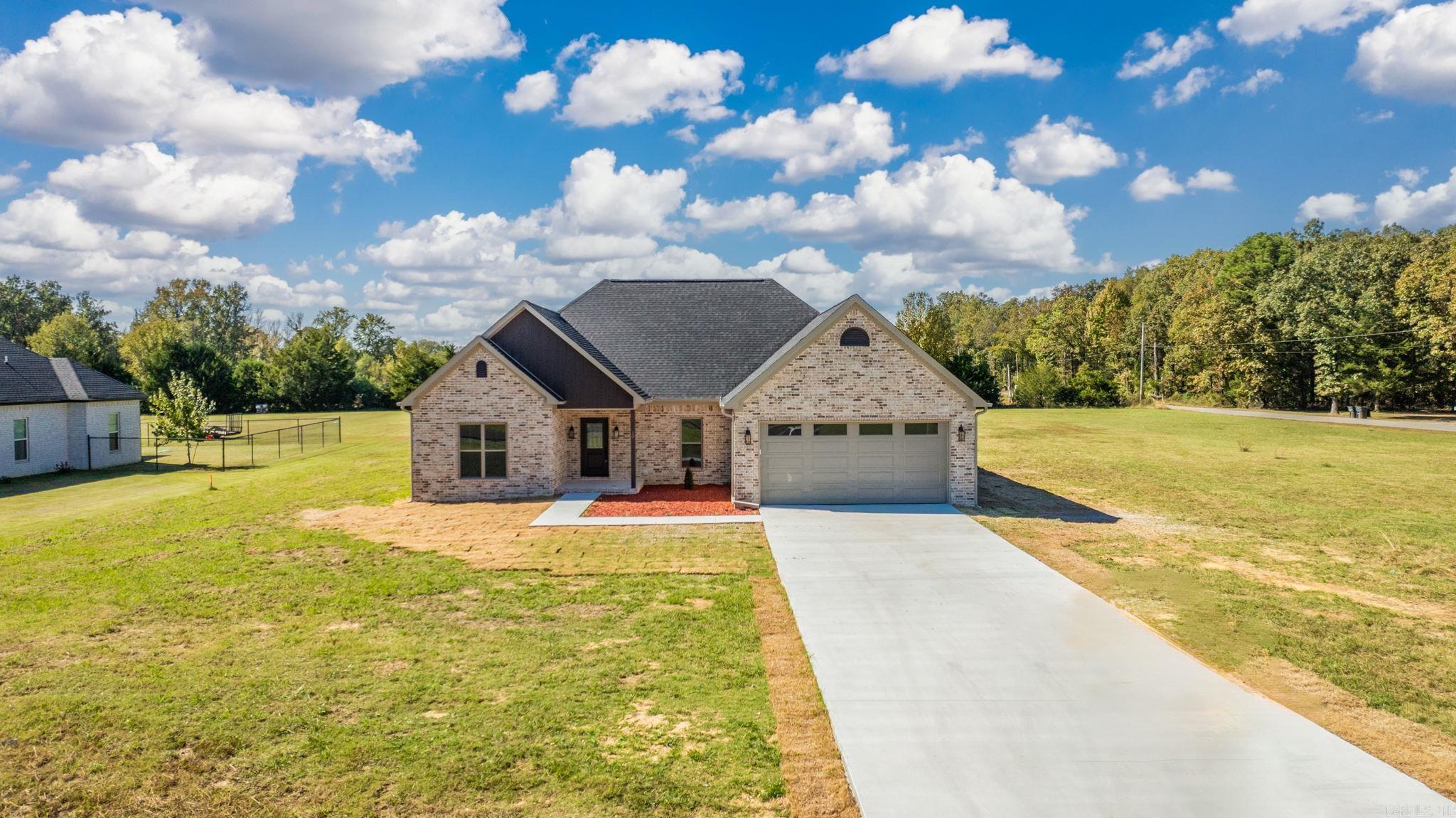 TAYLORS PLACE - Residential