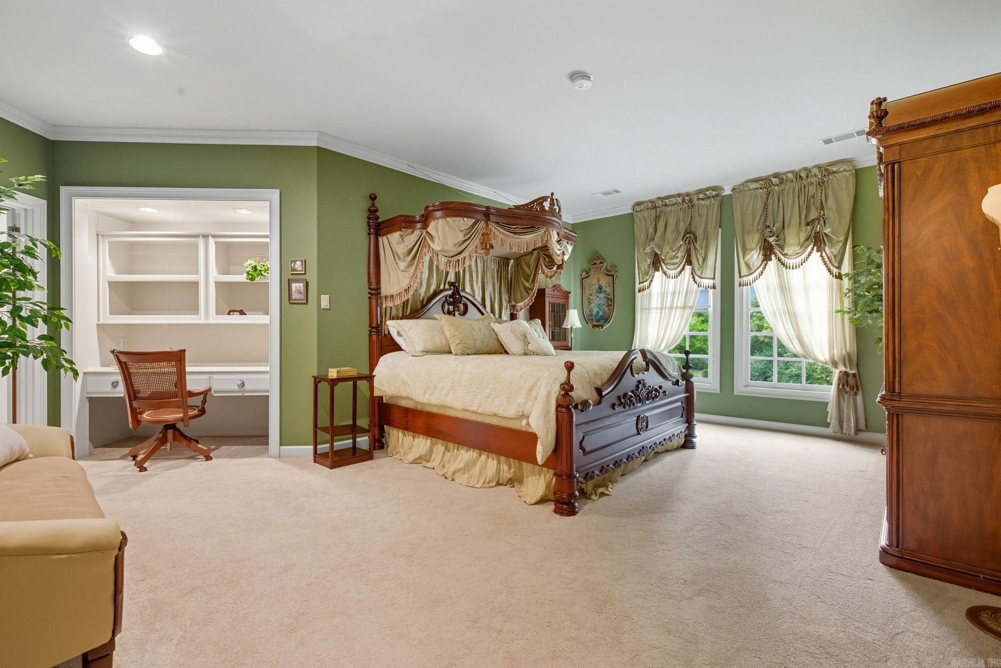 CHENAL VALLEY CHENAL CIRCLE - Residential