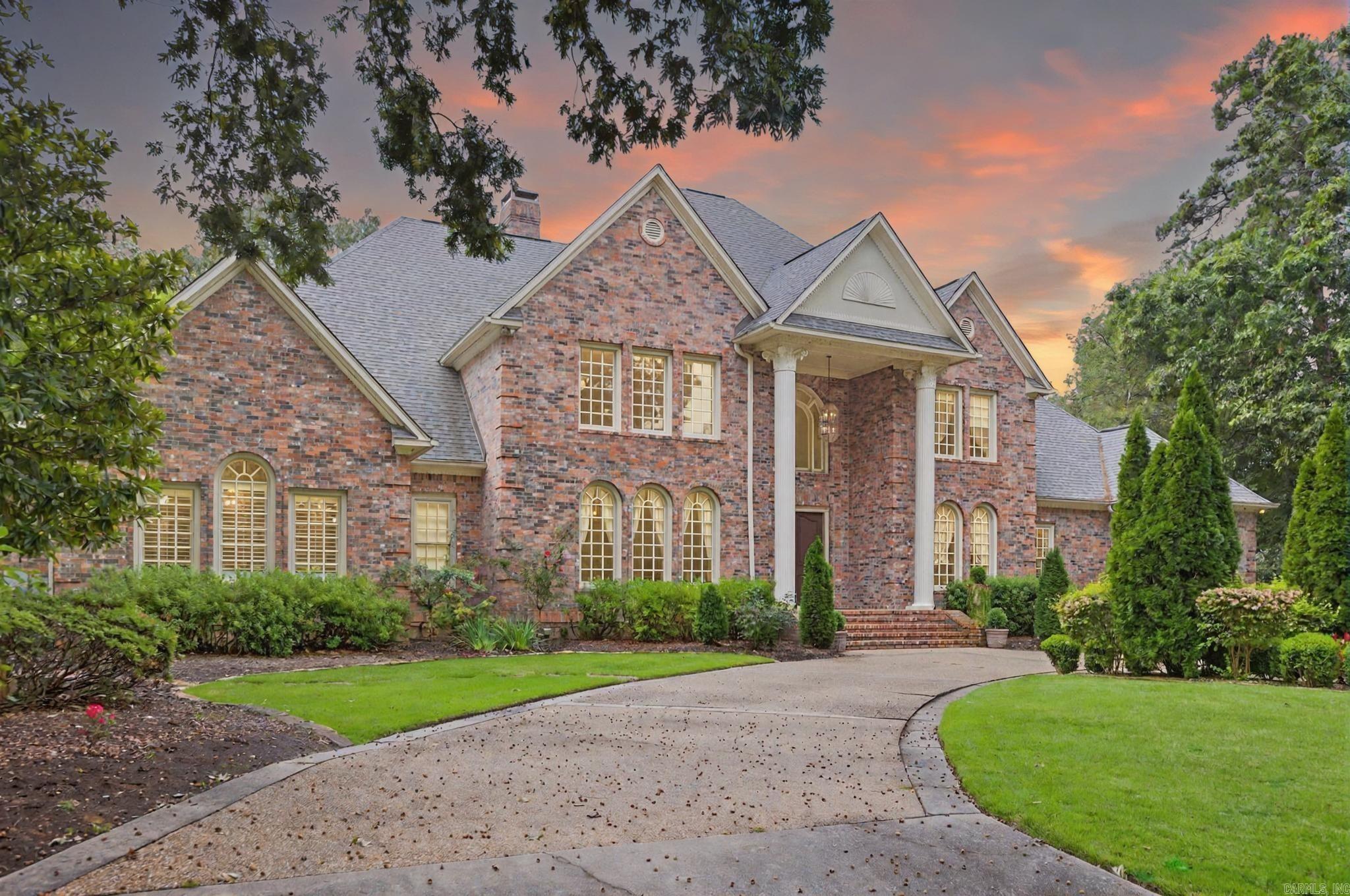 CHENAL VALLEY CHENAL CIRCLE - Residential
