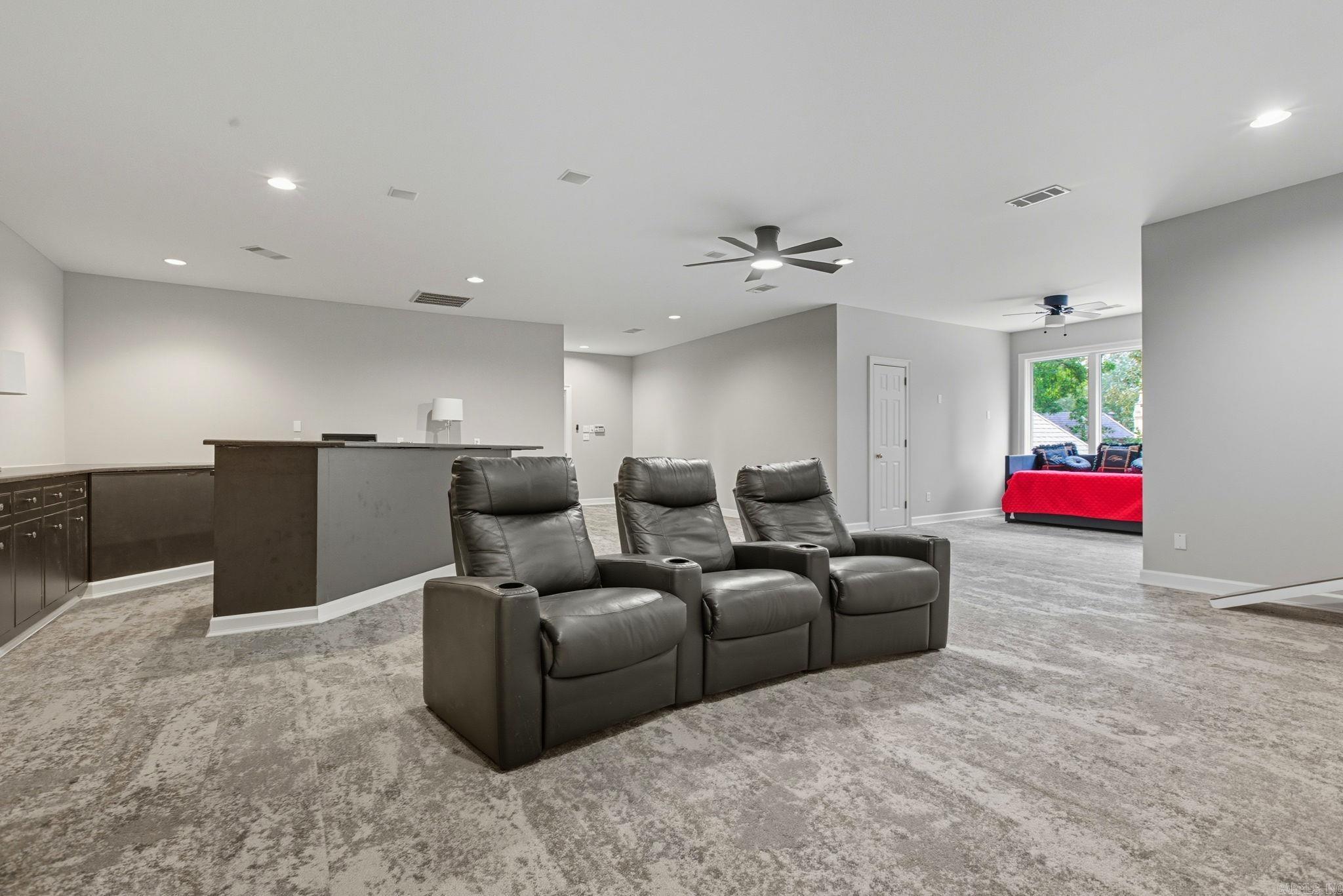 CHENAL VALLEY CHENAL CIRCLE - Residential