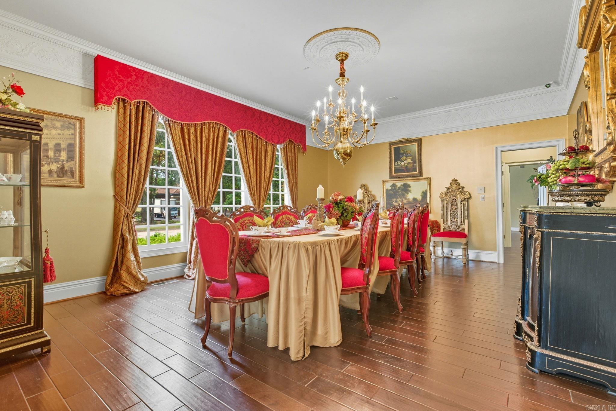CHENAL VALLEY CHENAL CIRCLE - Residential