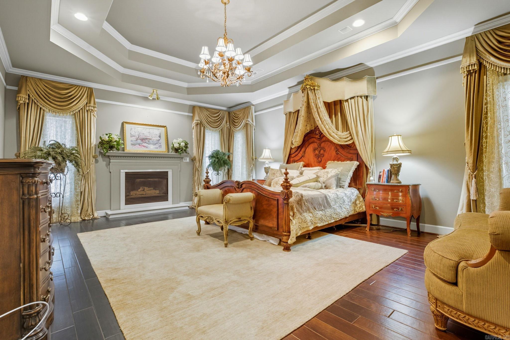 CHENAL VALLEY CHENAL CIRCLE - Residential