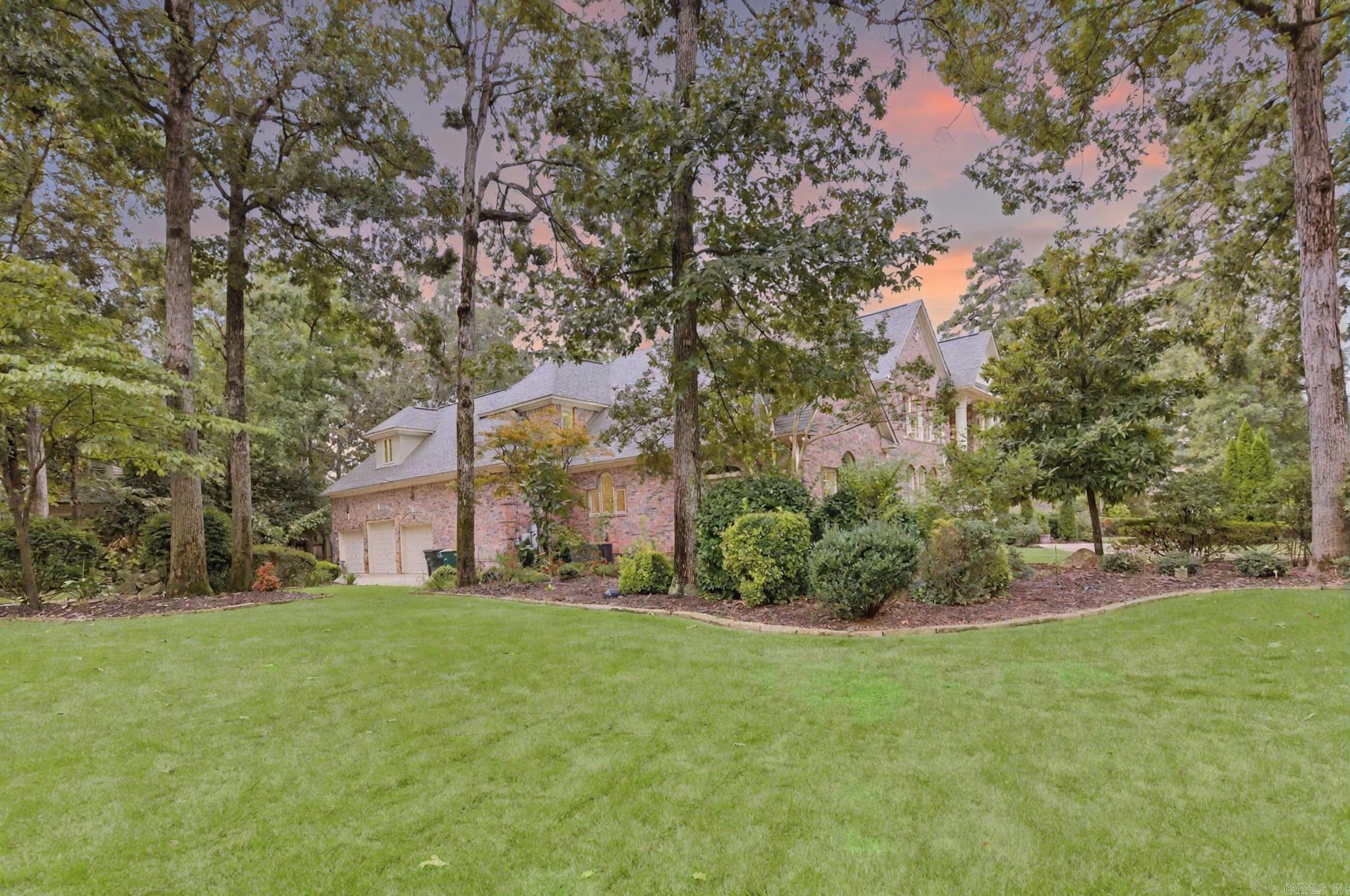 CHENAL VALLEY CHENAL CIRCLE - Residential