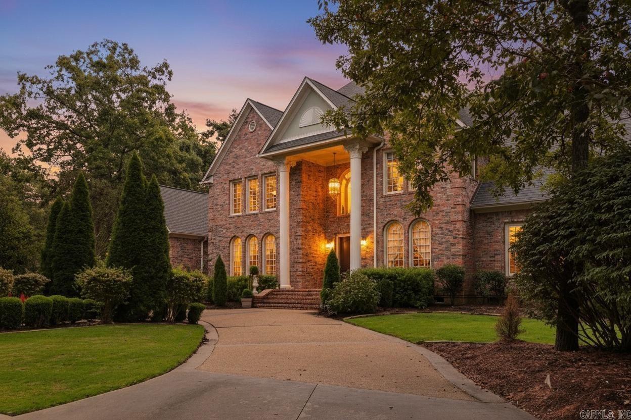 CHENAL VALLEY CHENAL CIRCLE - Residential