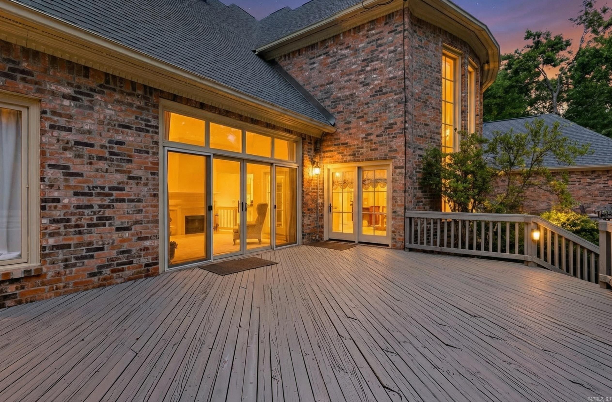 CHENAL VALLEY CHENAL CIRCLE - Residential