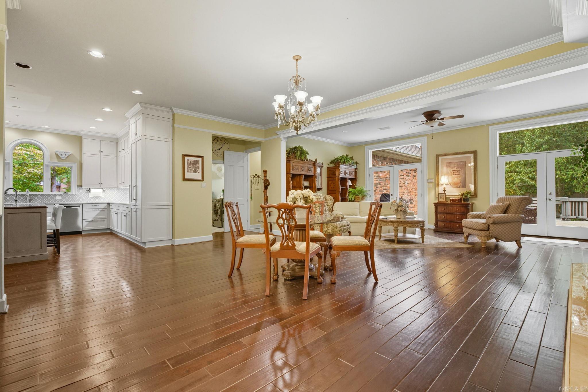 CHENAL VALLEY CHENAL CIRCLE - Residential