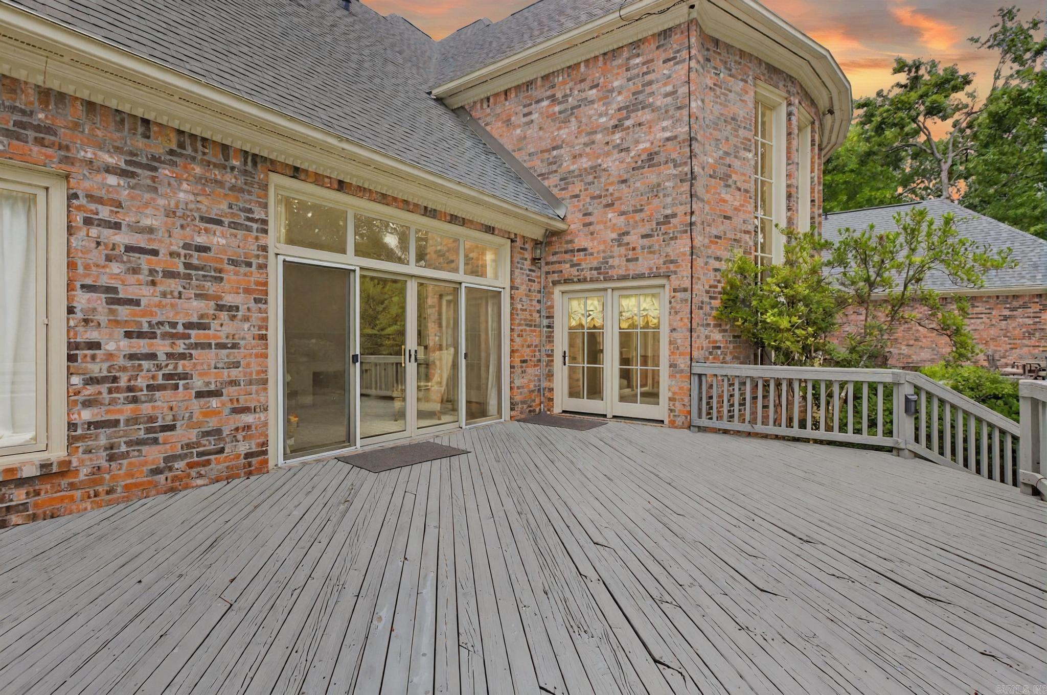 CHENAL VALLEY CHENAL CIRCLE - Residential