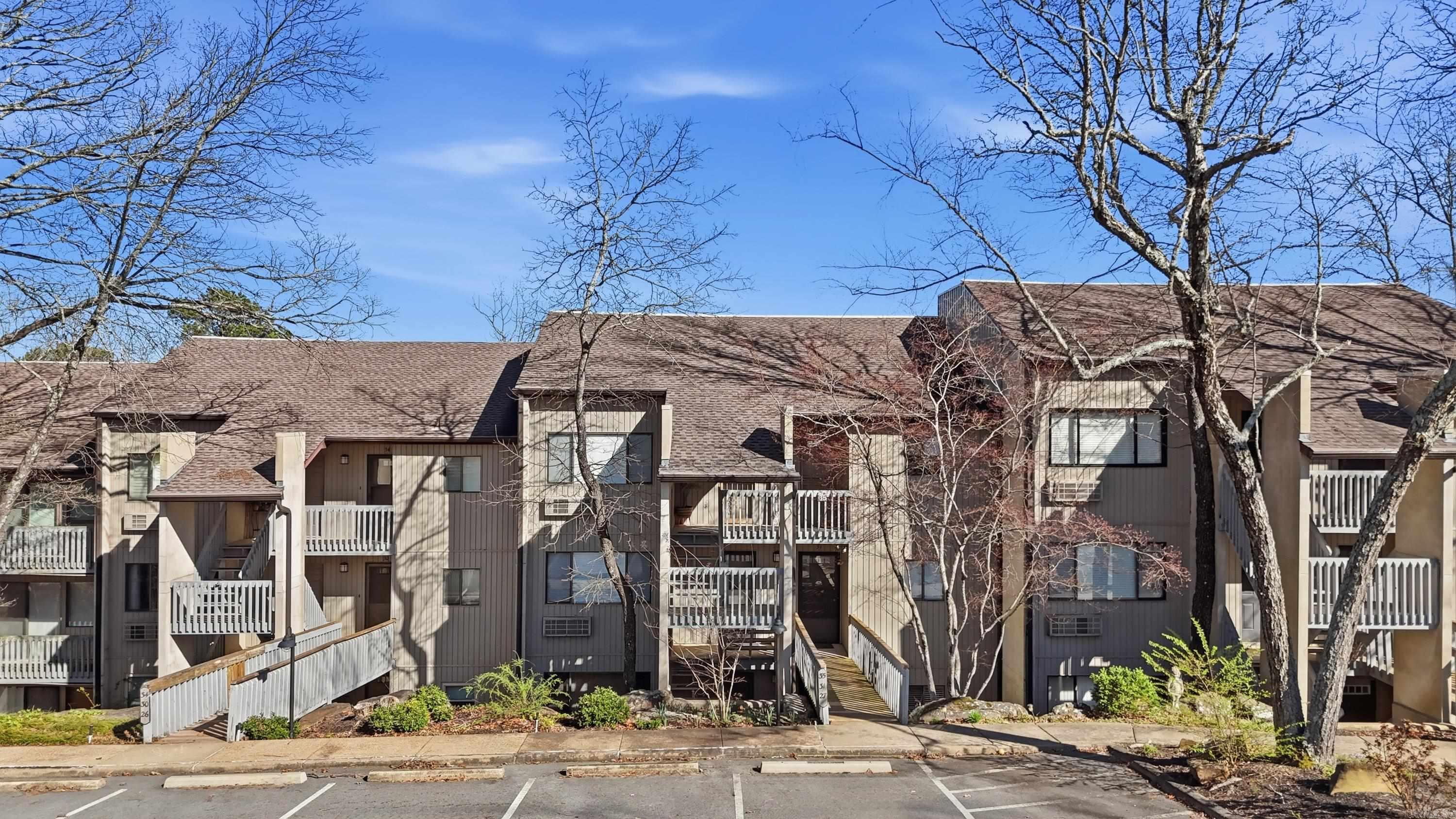 CLIFFSIDE LODGE - Residential