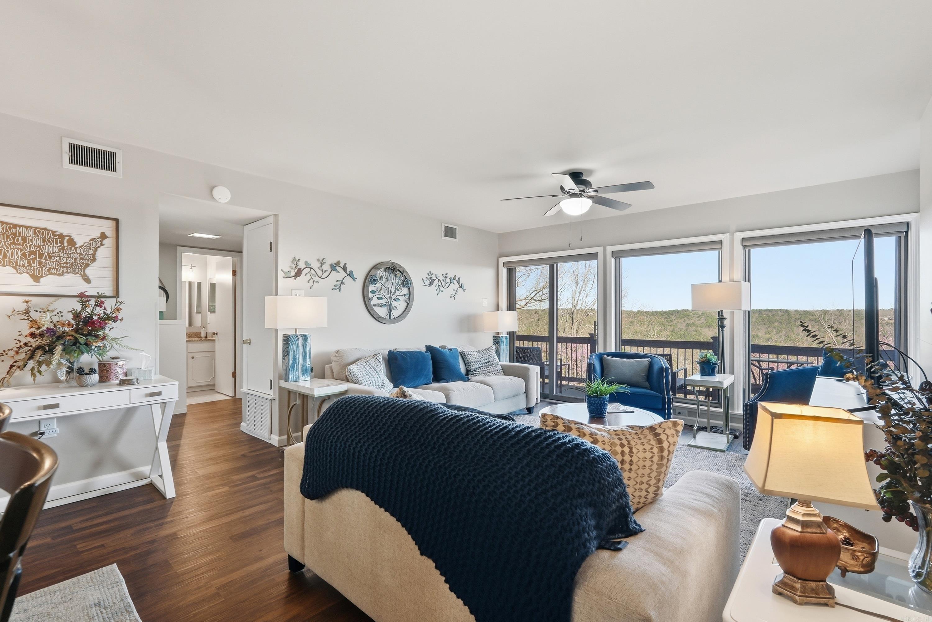 CLIFFSIDE LODGE - Residential