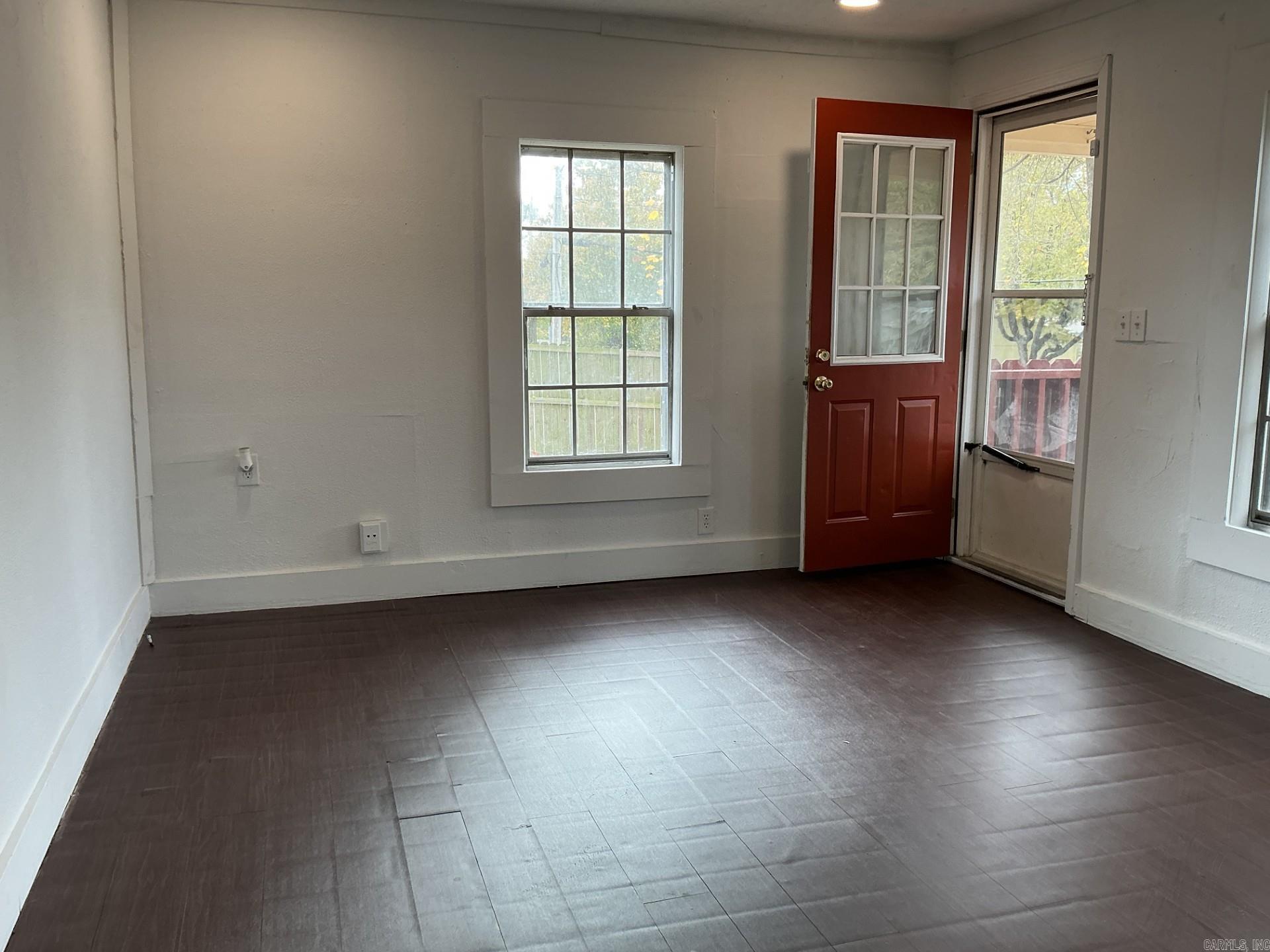 FOREST HILLS - Residential