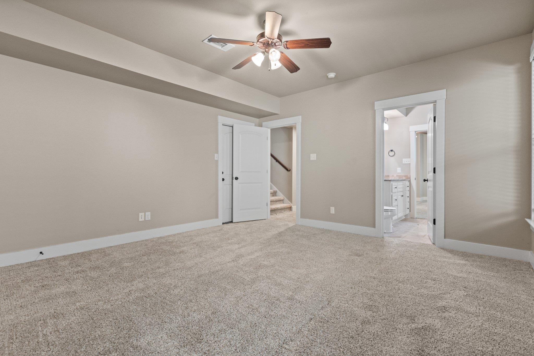 SUMMER WOOD - Residential