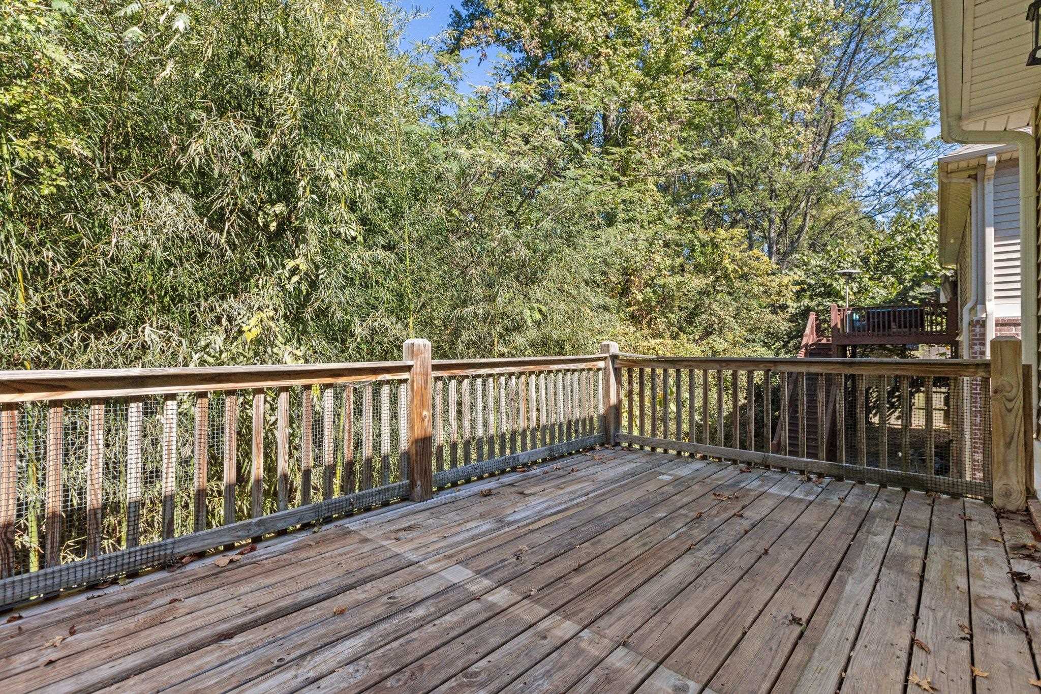 SUMMER WOOD - Residential