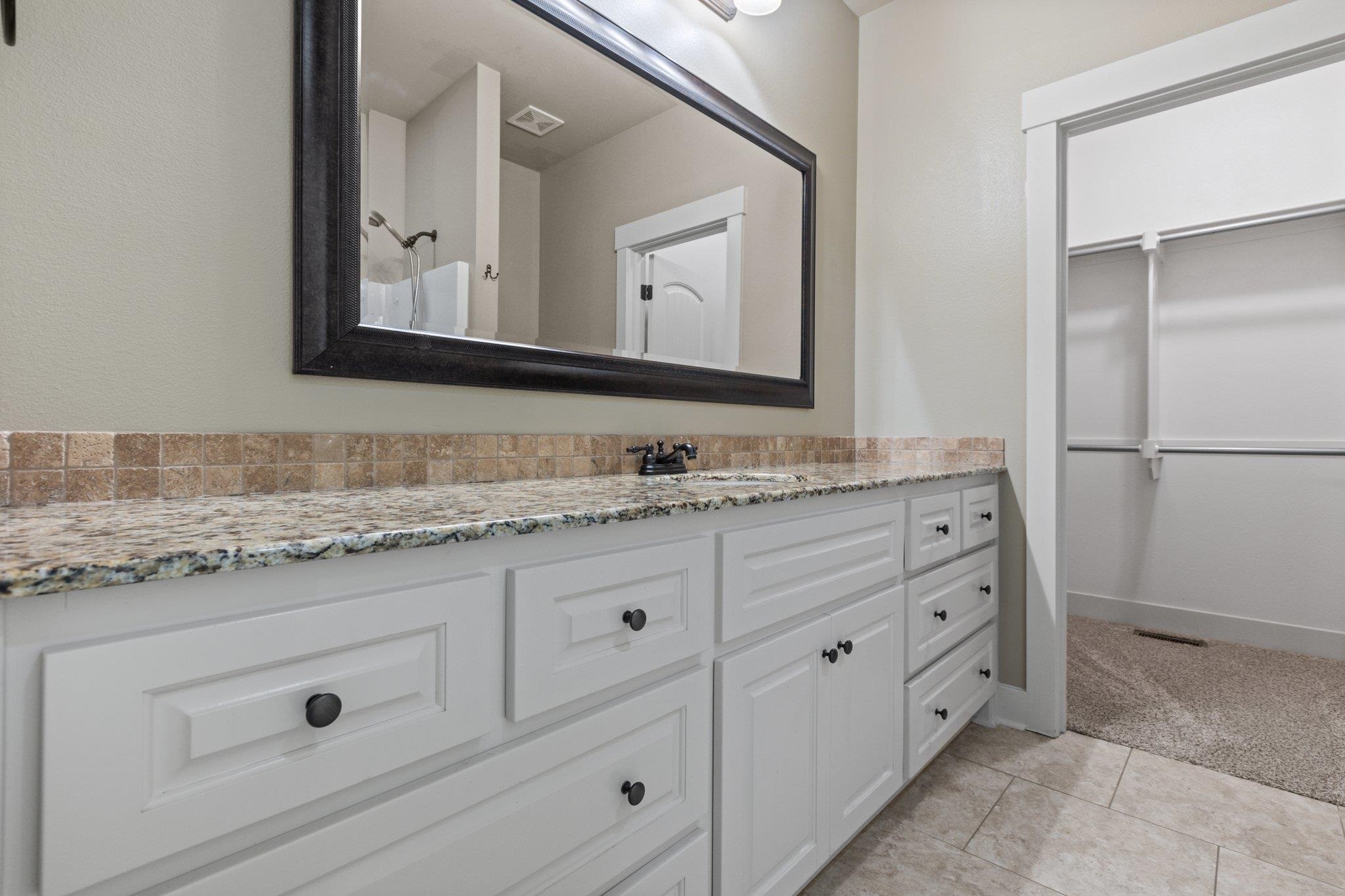 SUMMER WOOD - Residential