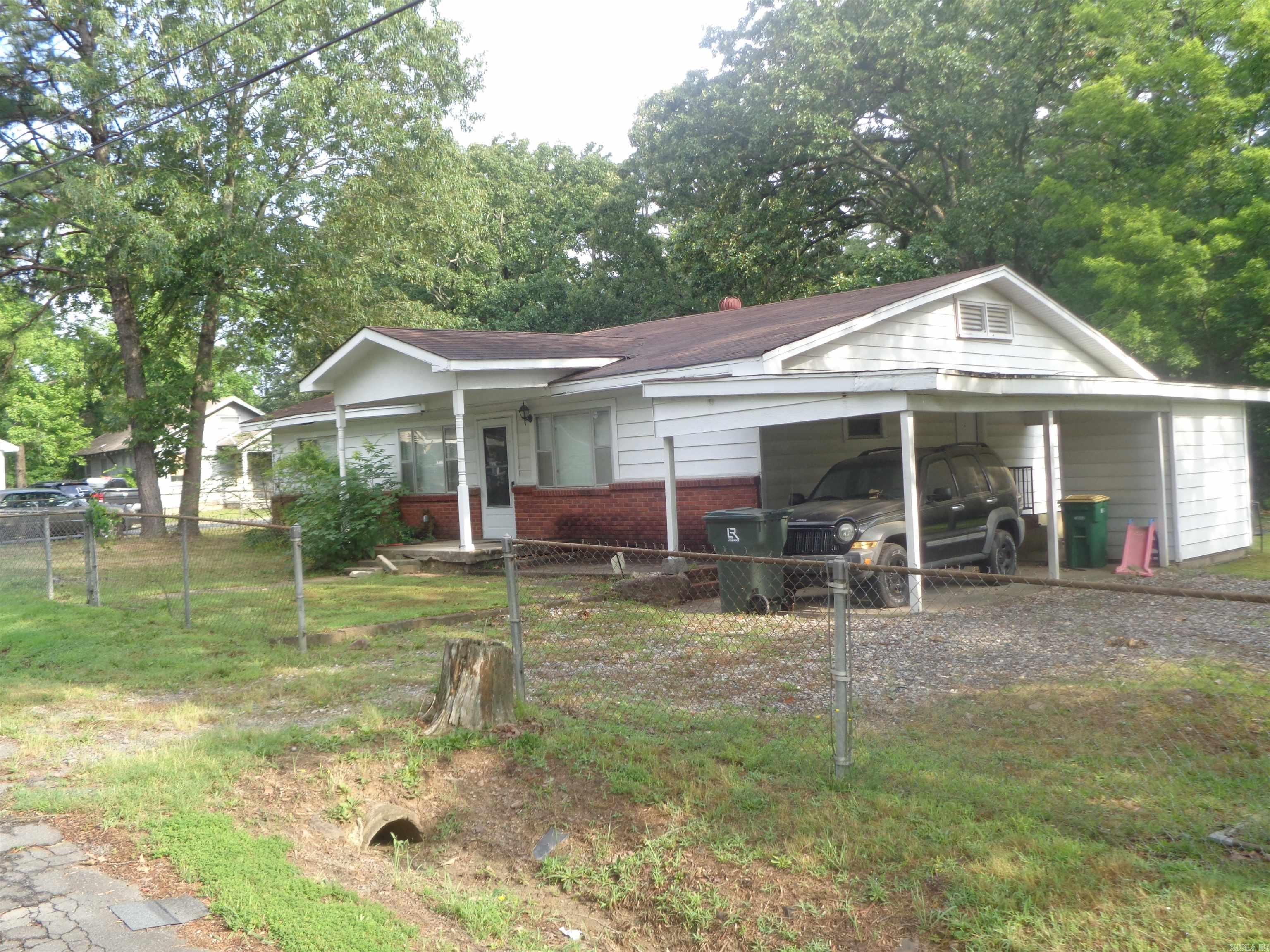 Barrow John 12L - Residential Lease