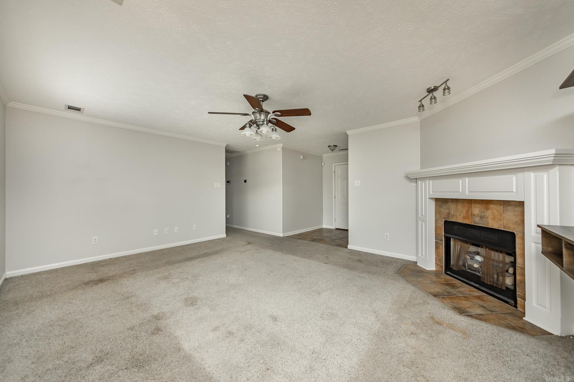 SILVER SPRINGS PH I - Residential