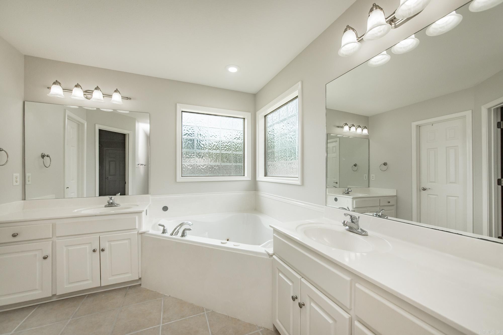 SILVER SPRINGS PH I - Residential