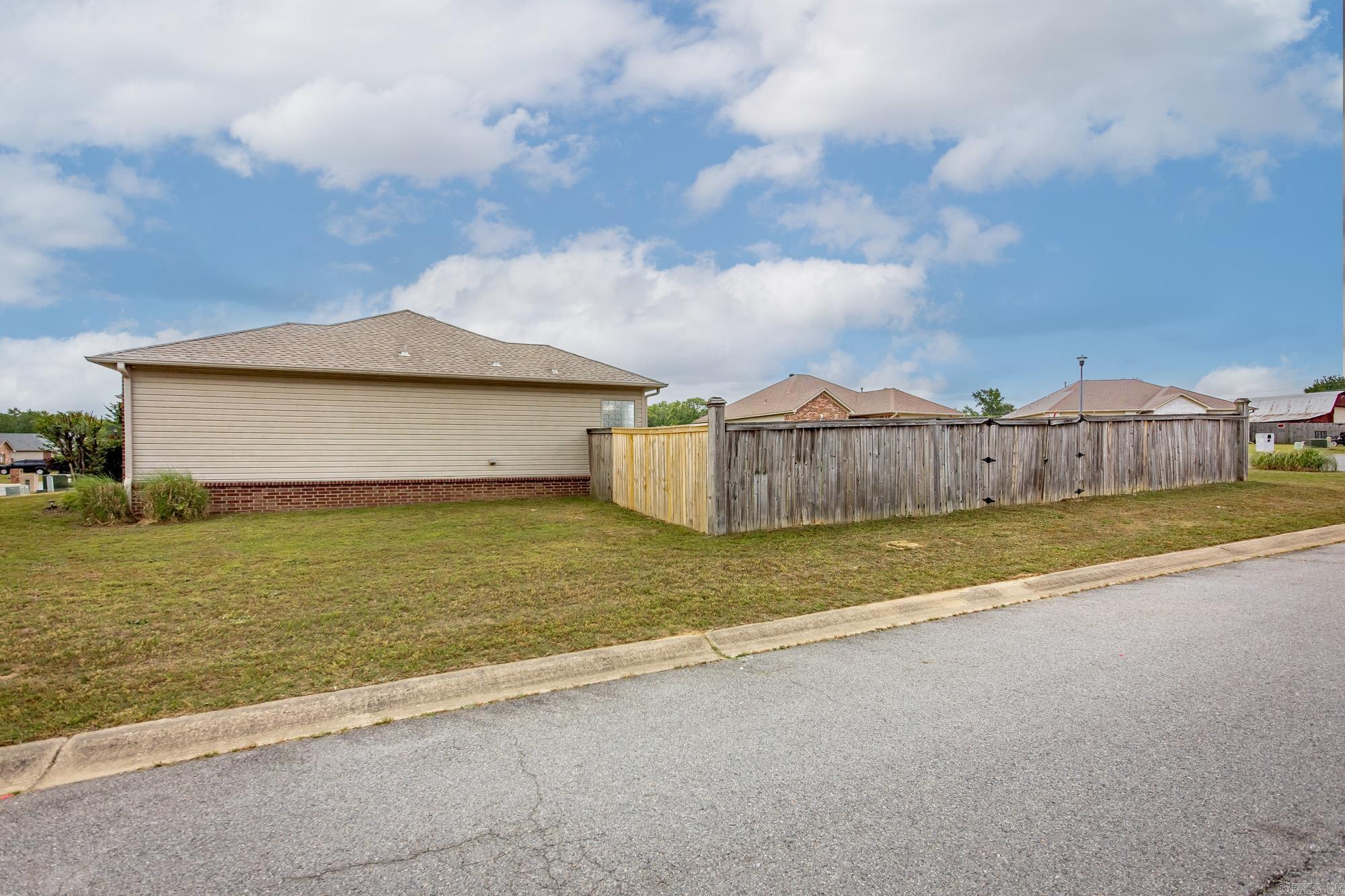 SILVER SPRINGS PH I - Residential