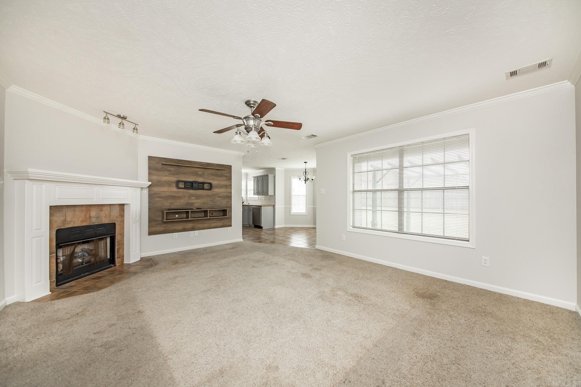 SILVER SPRINGS PH I - Residential