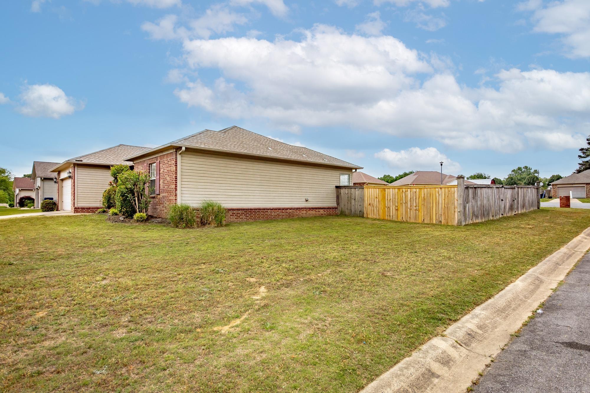 SILVER SPRINGS PH I - Residential