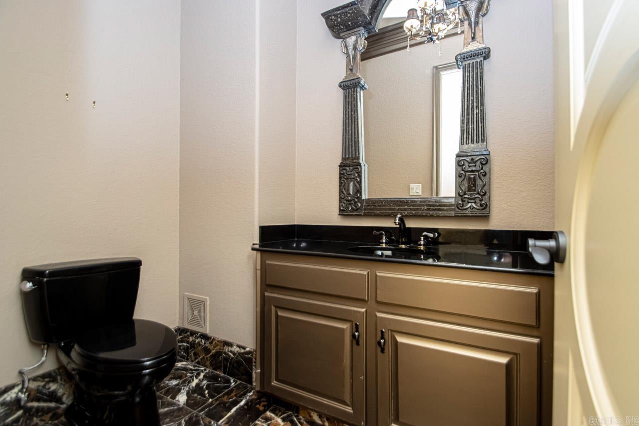 WELLINGTON POINTE - Residential