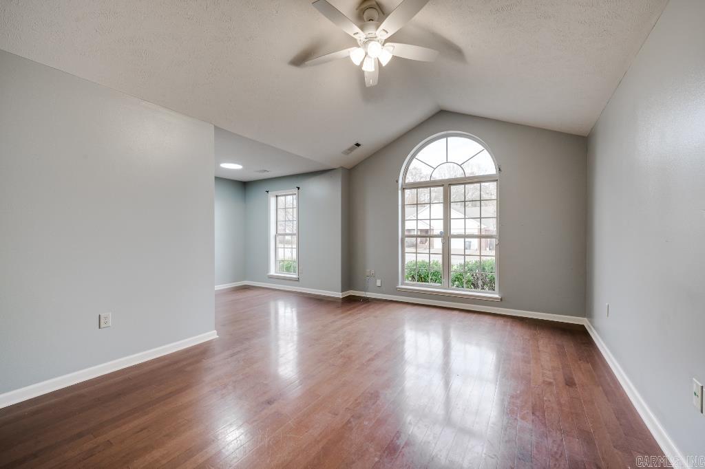 VALLEY ELMS S/D - Residential