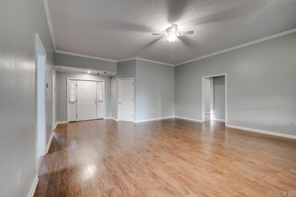 VALLEY ELMS S/D - Residential