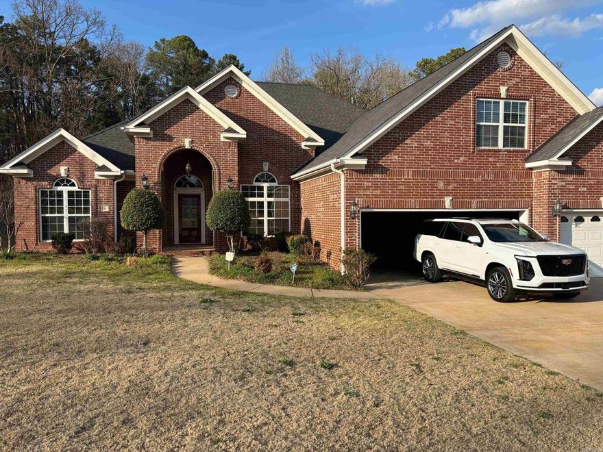 3600 sq ft in this split floorplan, 4 bed 3.5 bath home on over 1/4 acre lot with no neighbors in back.  Quiet cul de sac street with open area across the sidewalk lined street, in one of the most desirable neighborhoods.  Peace and quiet and great for entertaining.  Big open spaces in kitchen, living room with fireplace, and formal dining room. Possibly the biggest Master Suite you have ever had!!  Lots of extras like a 3 car garage, Bonus Room/Home Theater.  You will love this home!! We Love Pets!!