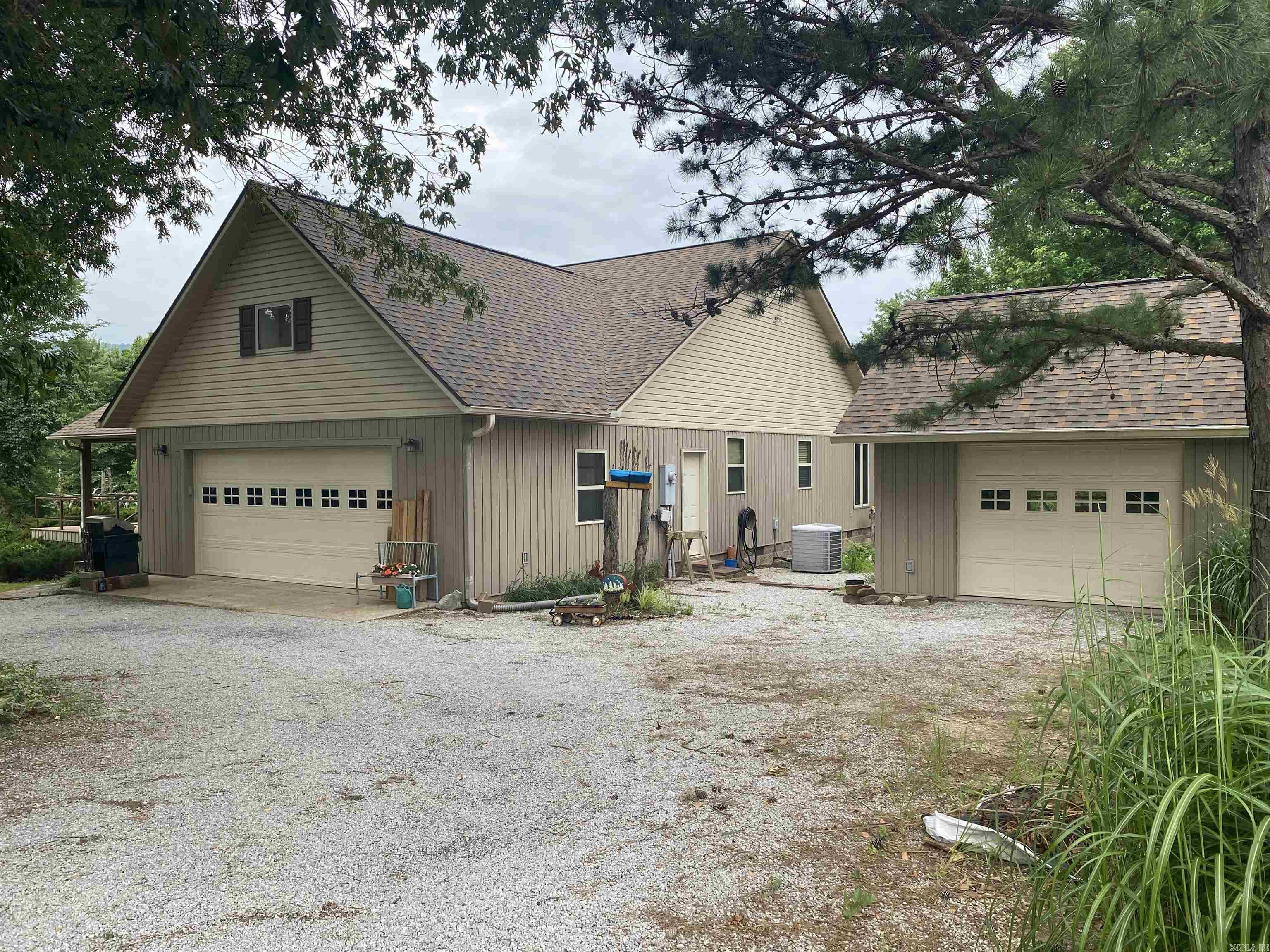 LANCASTER-TUBBS CREEK - Residential