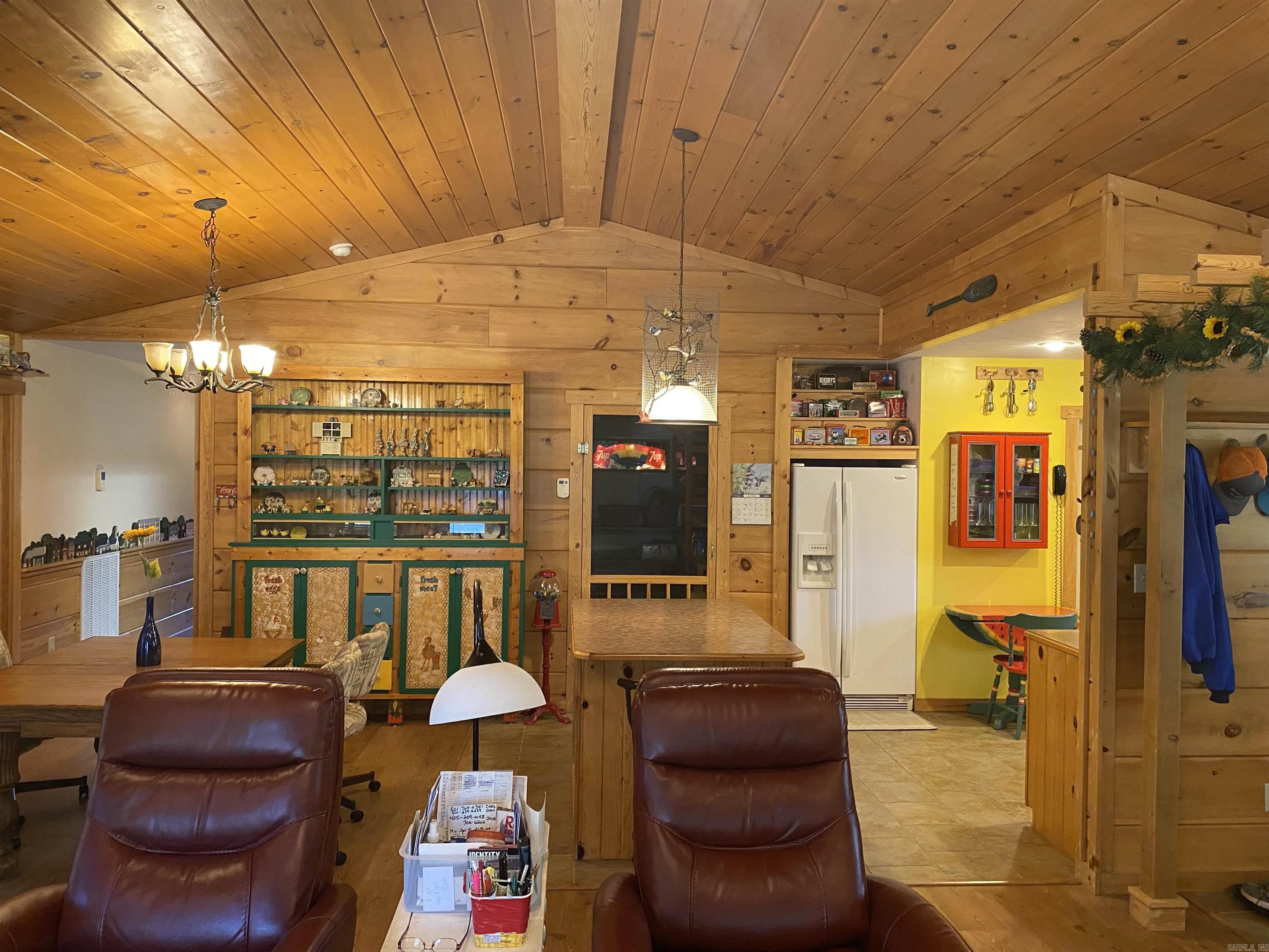 LANCASTER-TUBBS CREEK - Residential