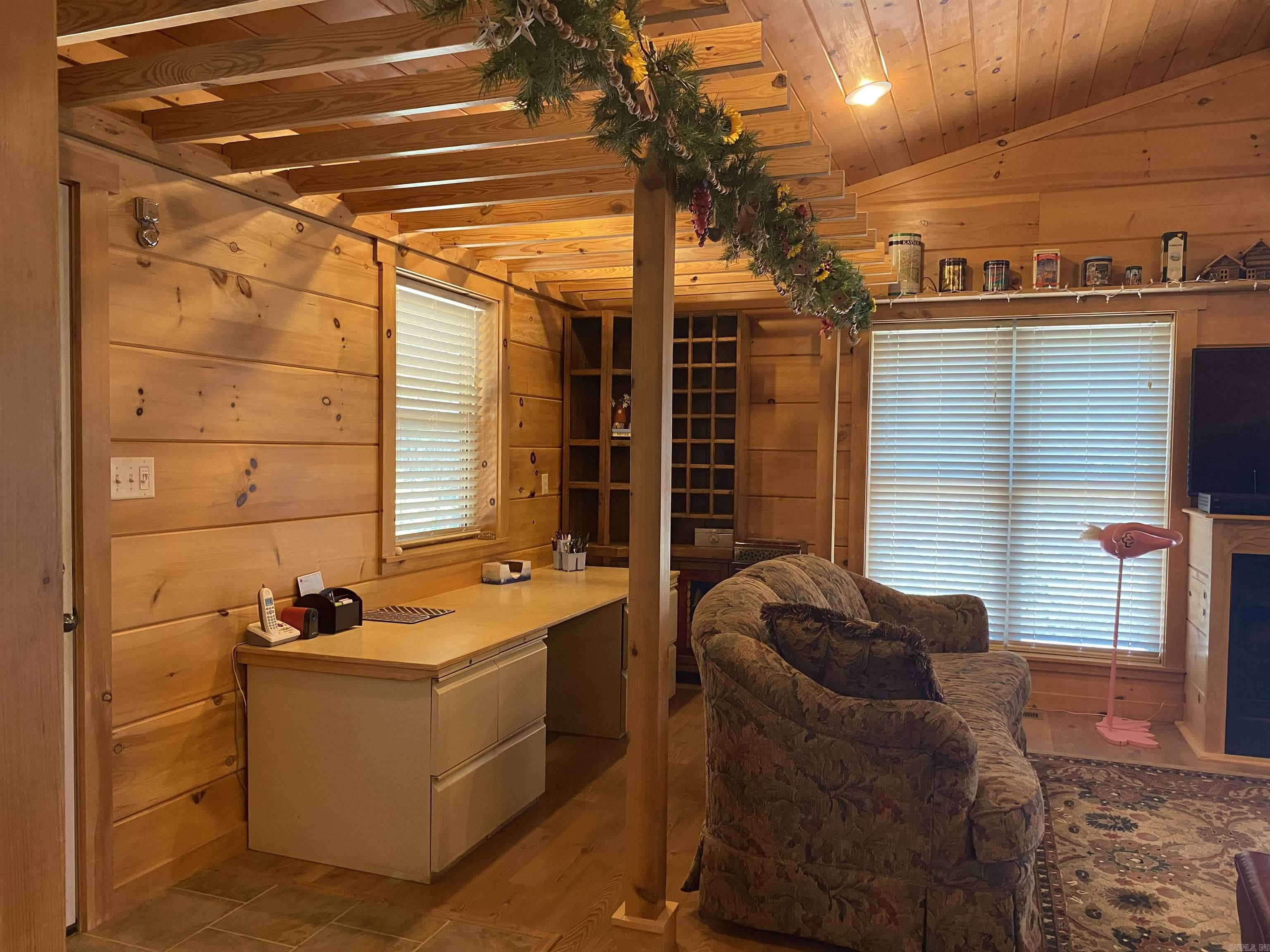 LANCASTER-TUBBS CREEK - Residential