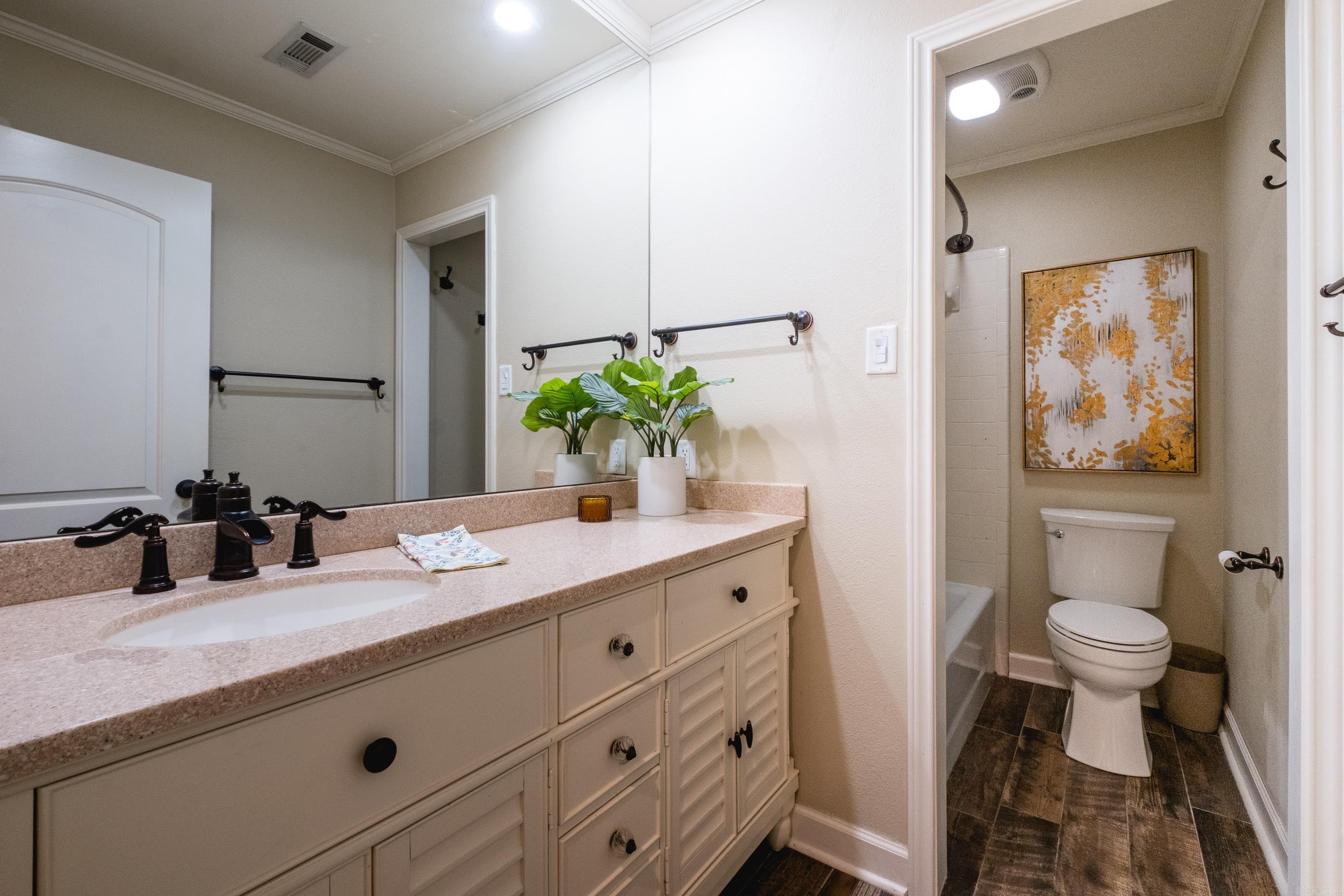 WALNUT VALLEY - Residential