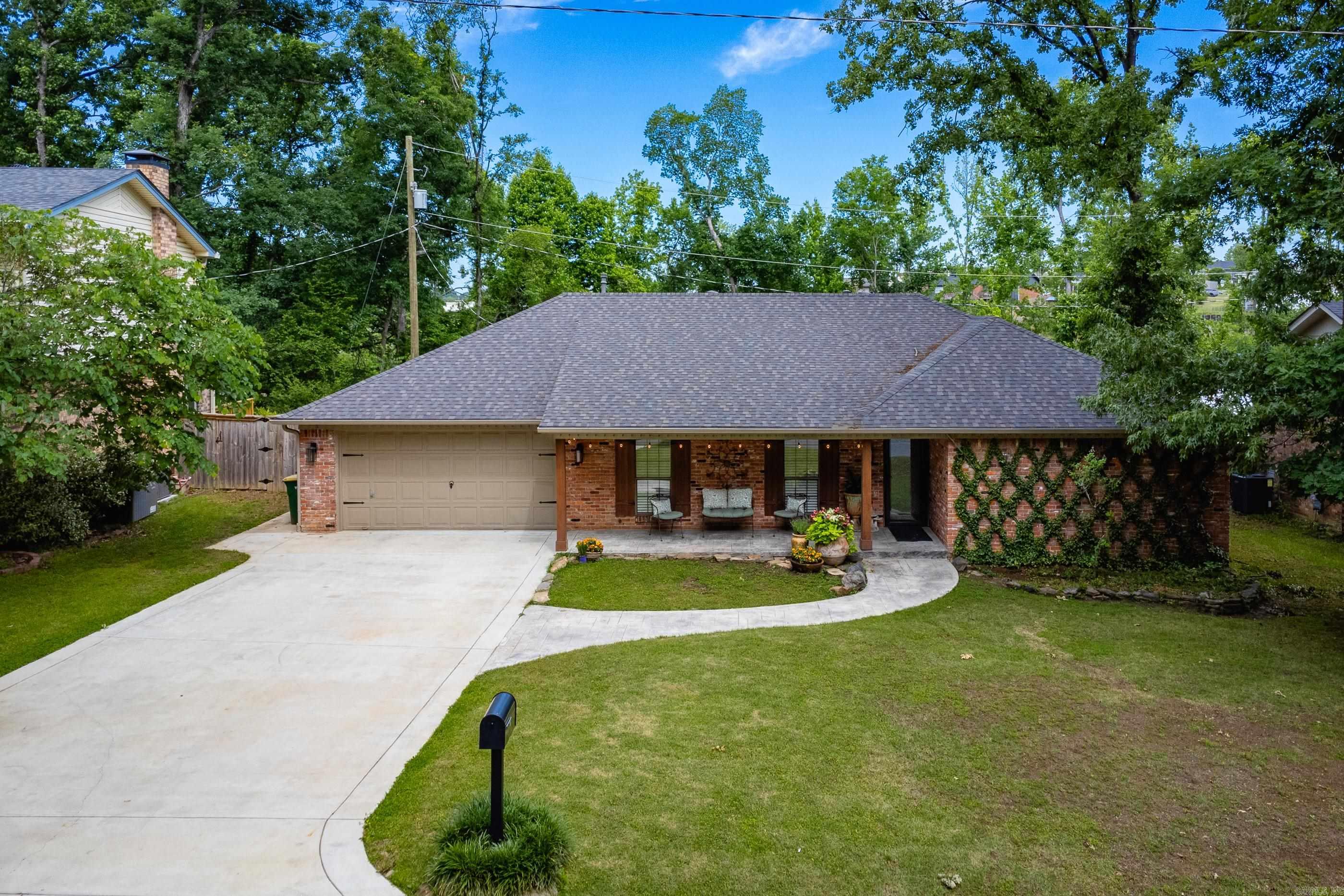 WALNUT VALLEY - Residential
