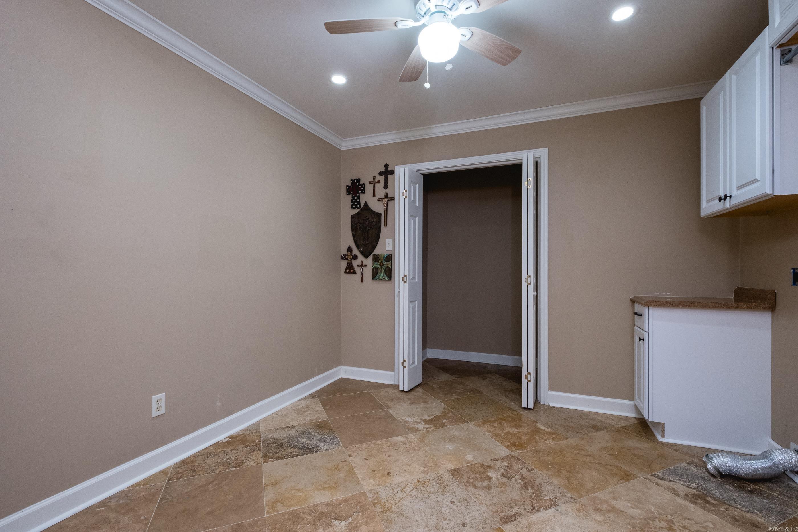 WALNUT VALLEY - Residential