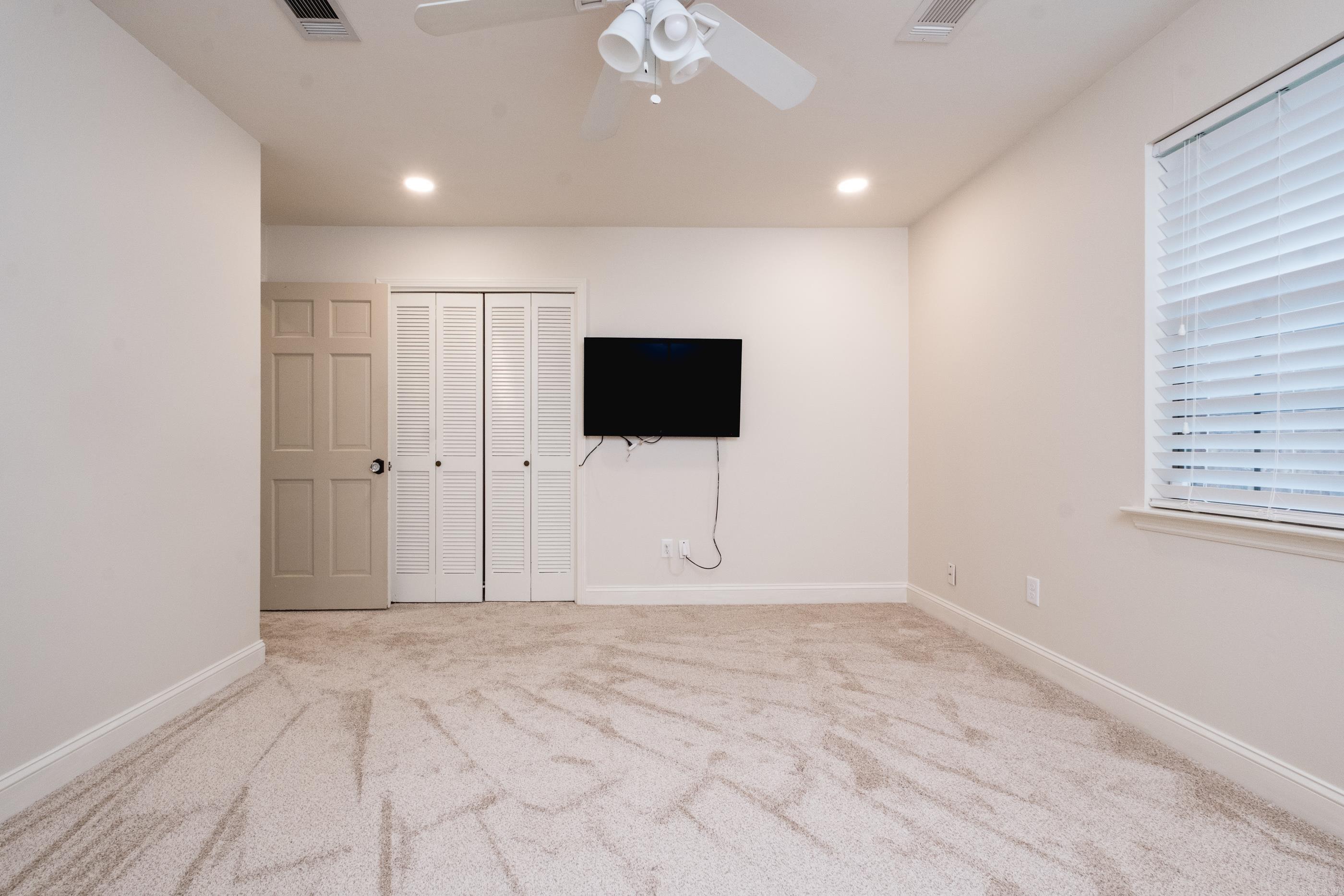 WALNUT VALLEY - Residential